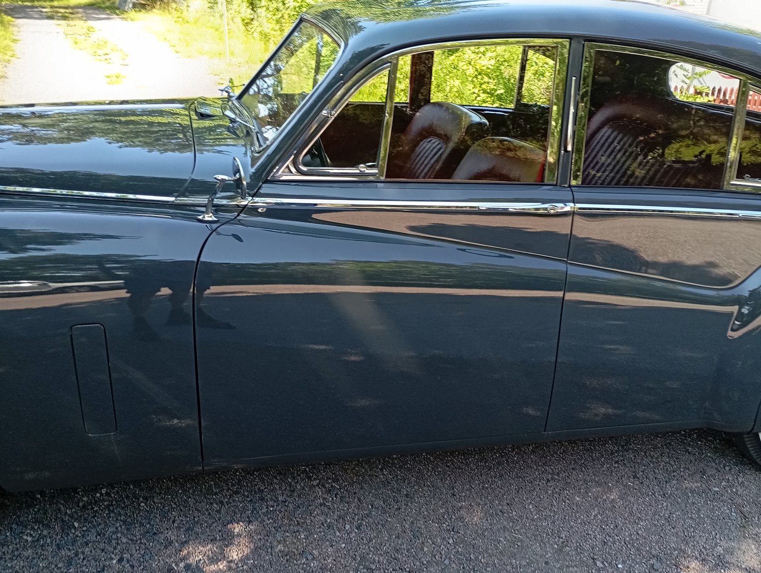 Exterior image of 1954 Jaguar Mark VII
