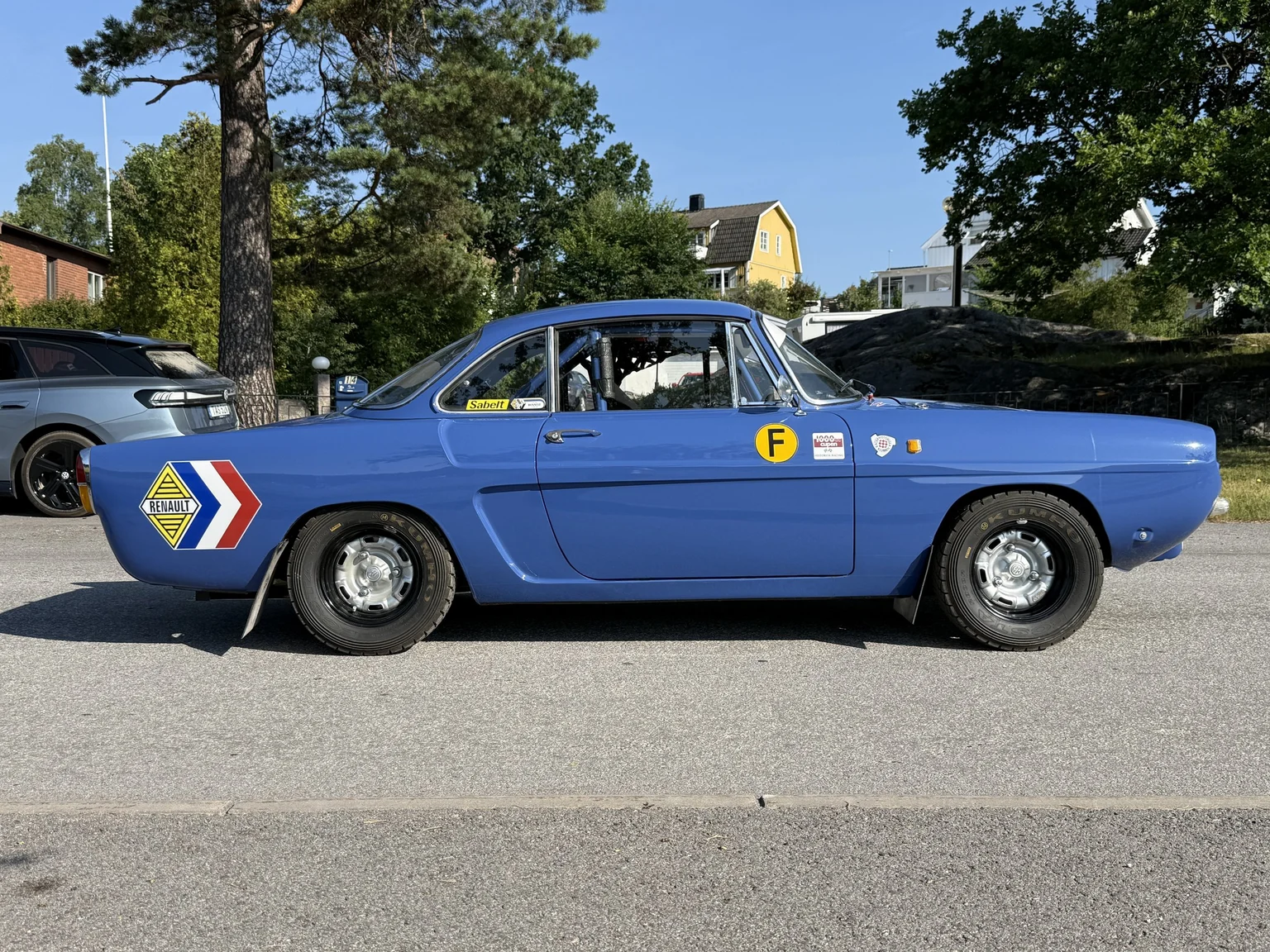 Exterior image of 1962 Renault Floride Coupé (52)
