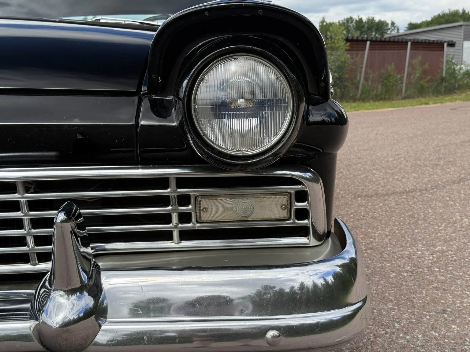 Aussenfoto 1957 Ford Fairlane 500 Hardtop Cabriolet (34)