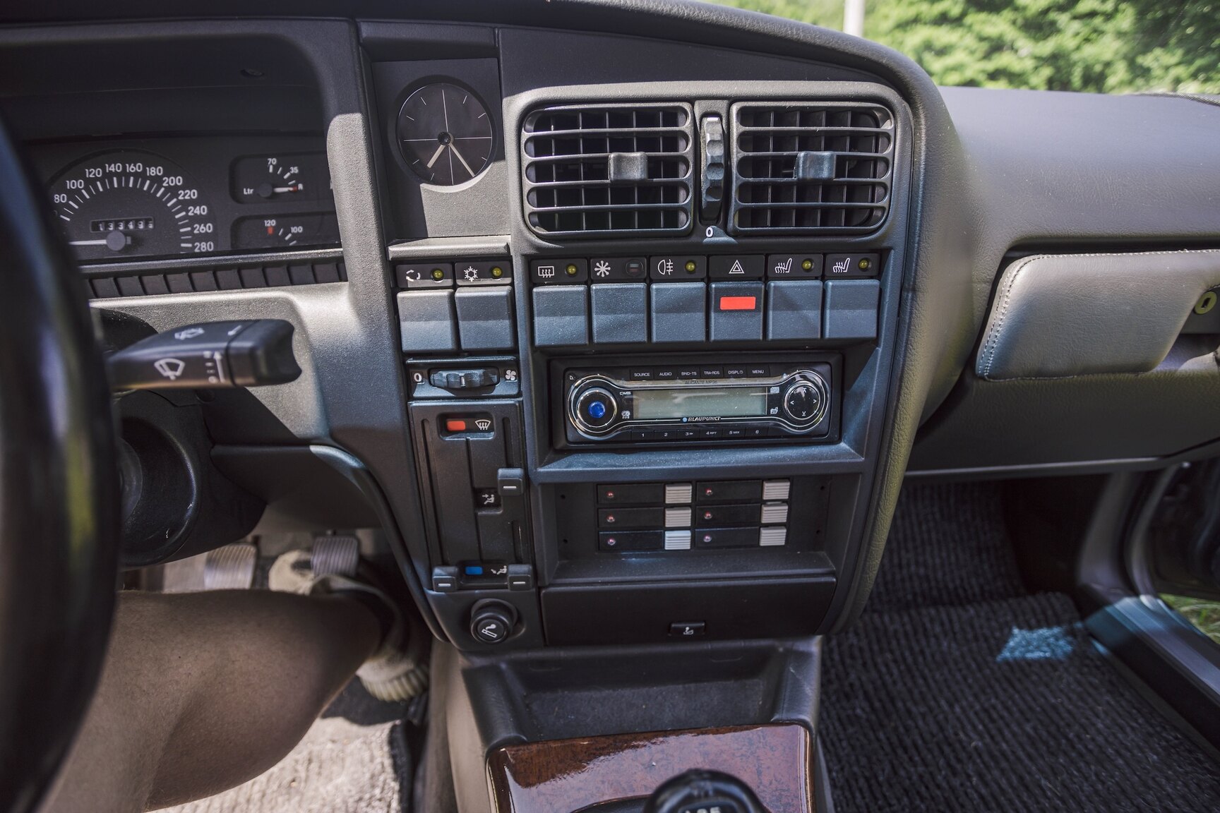 Interior image of 1991 Lotus Omega