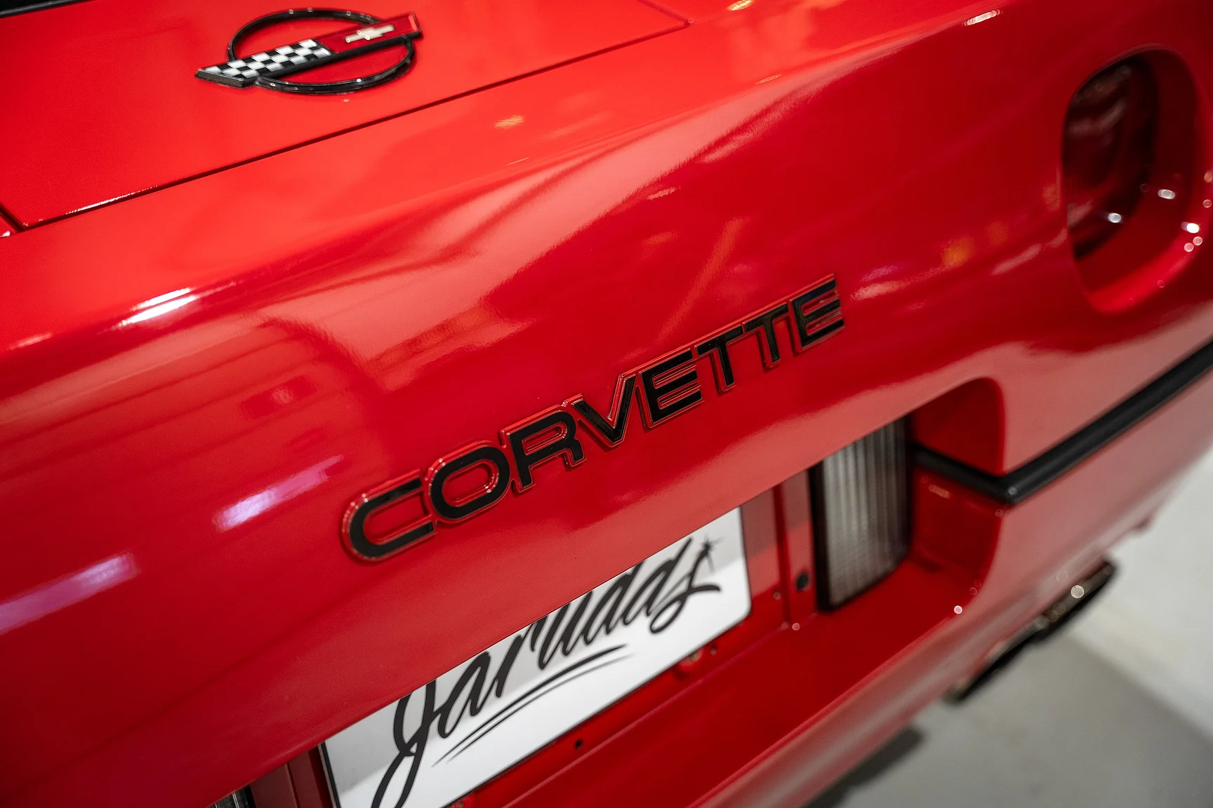 Exterior image of 1990 Chevrolet Corvette ZR-1 (16)