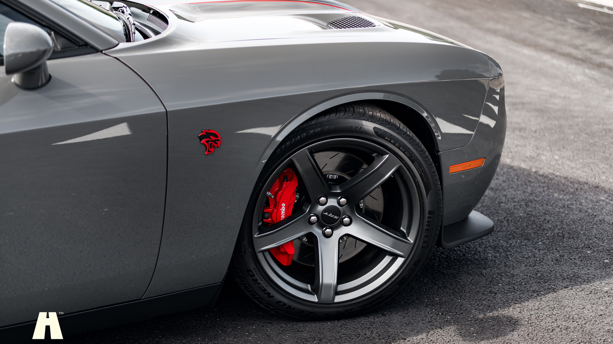 Exteriörbild på 2018 Dodge Challenger Hellcat