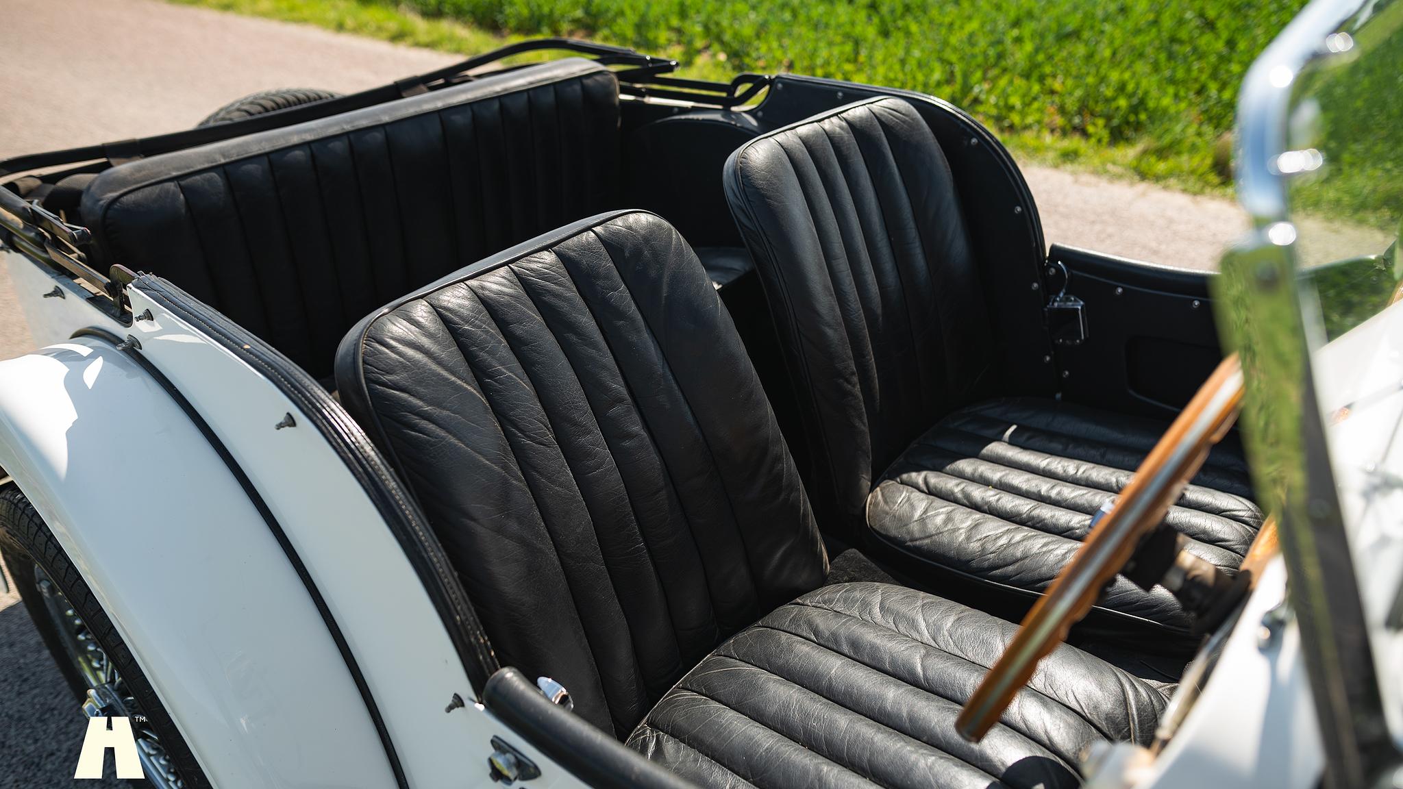 Interiörbild 1954 Morgan Plus 4 