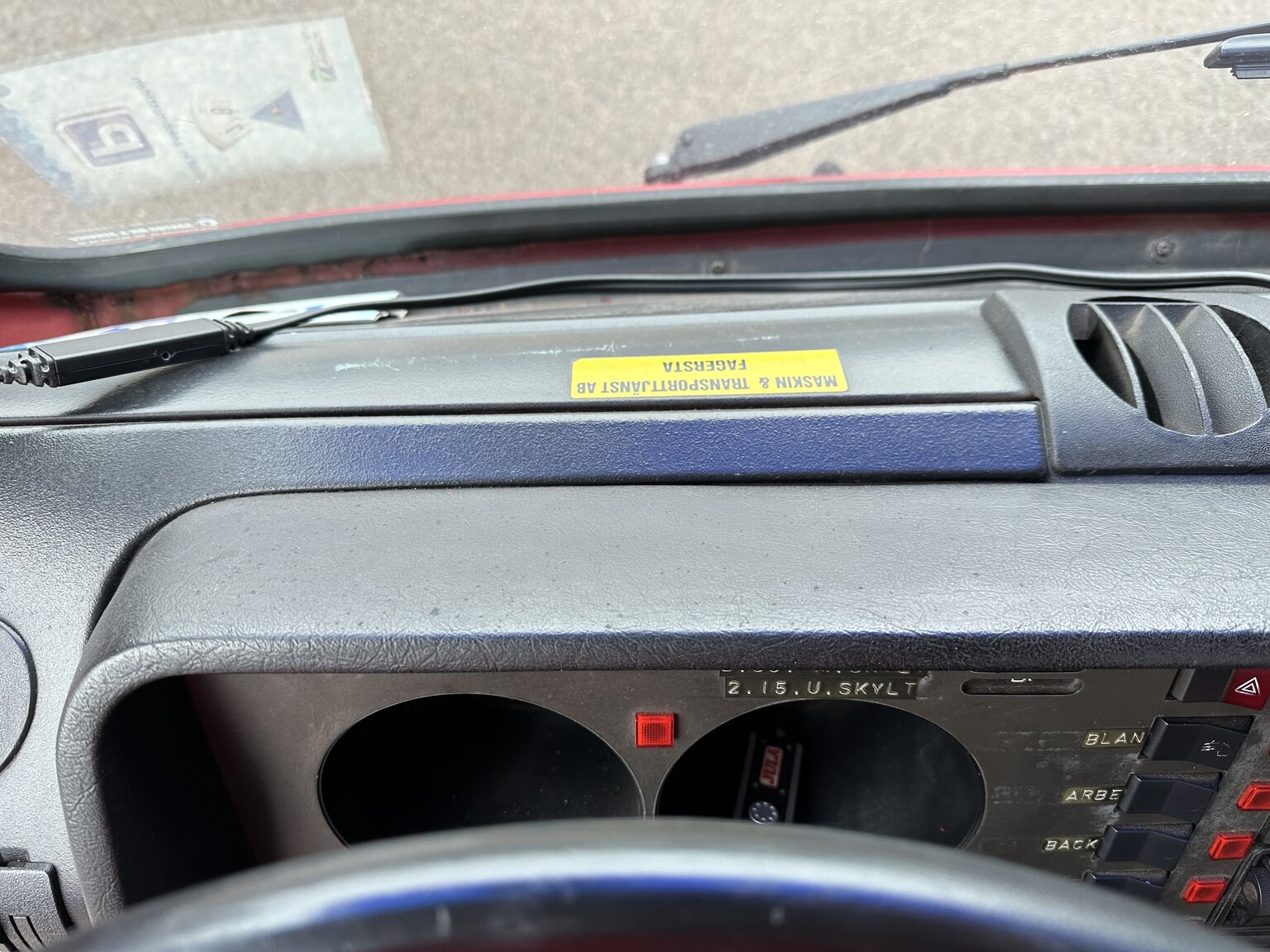 Interiörbild 1983 Volkswagen LT46 bärgare (15)