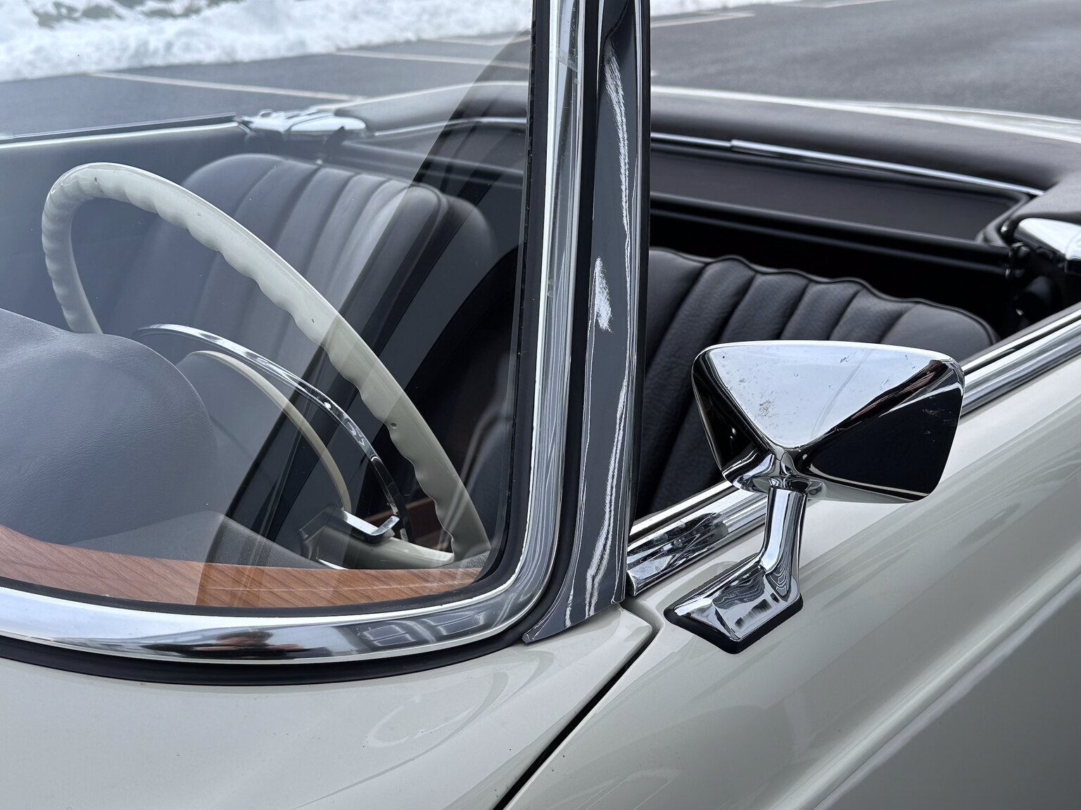 Aussenfoto 1968 Mercedes Benz SL 280 Pagoda