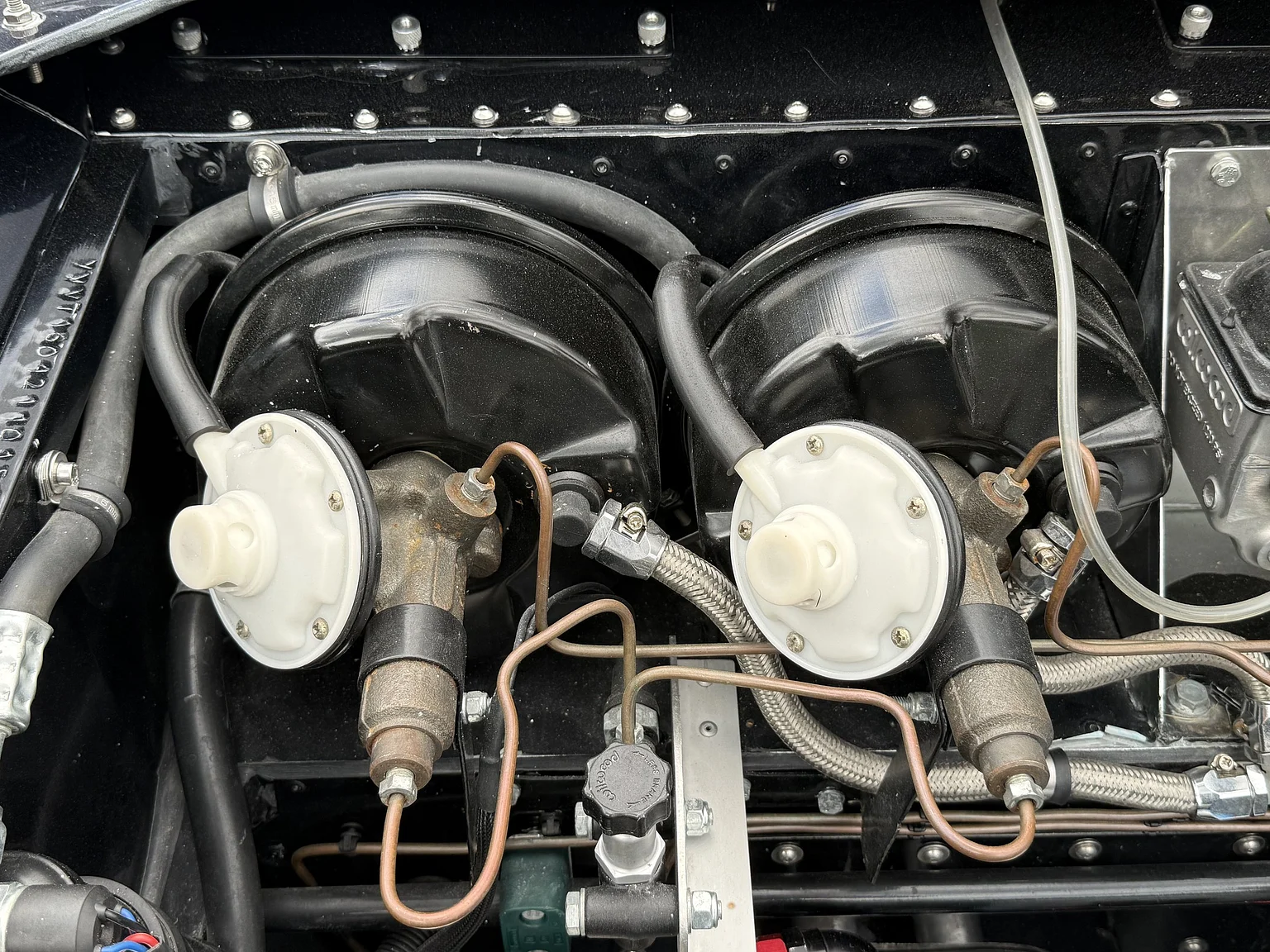 Image of 2024 Ford GT40 Tribute (33) mechanics