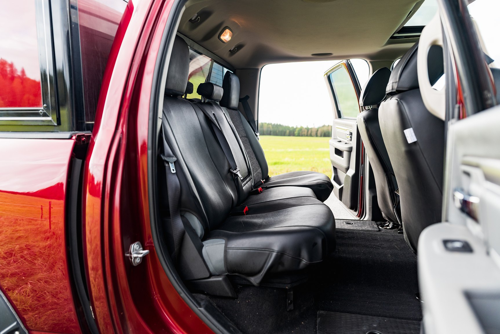 Interior image of 2019 Dodge Ram 1500 Classic Crew Cab 5.7 V8 HEMI 