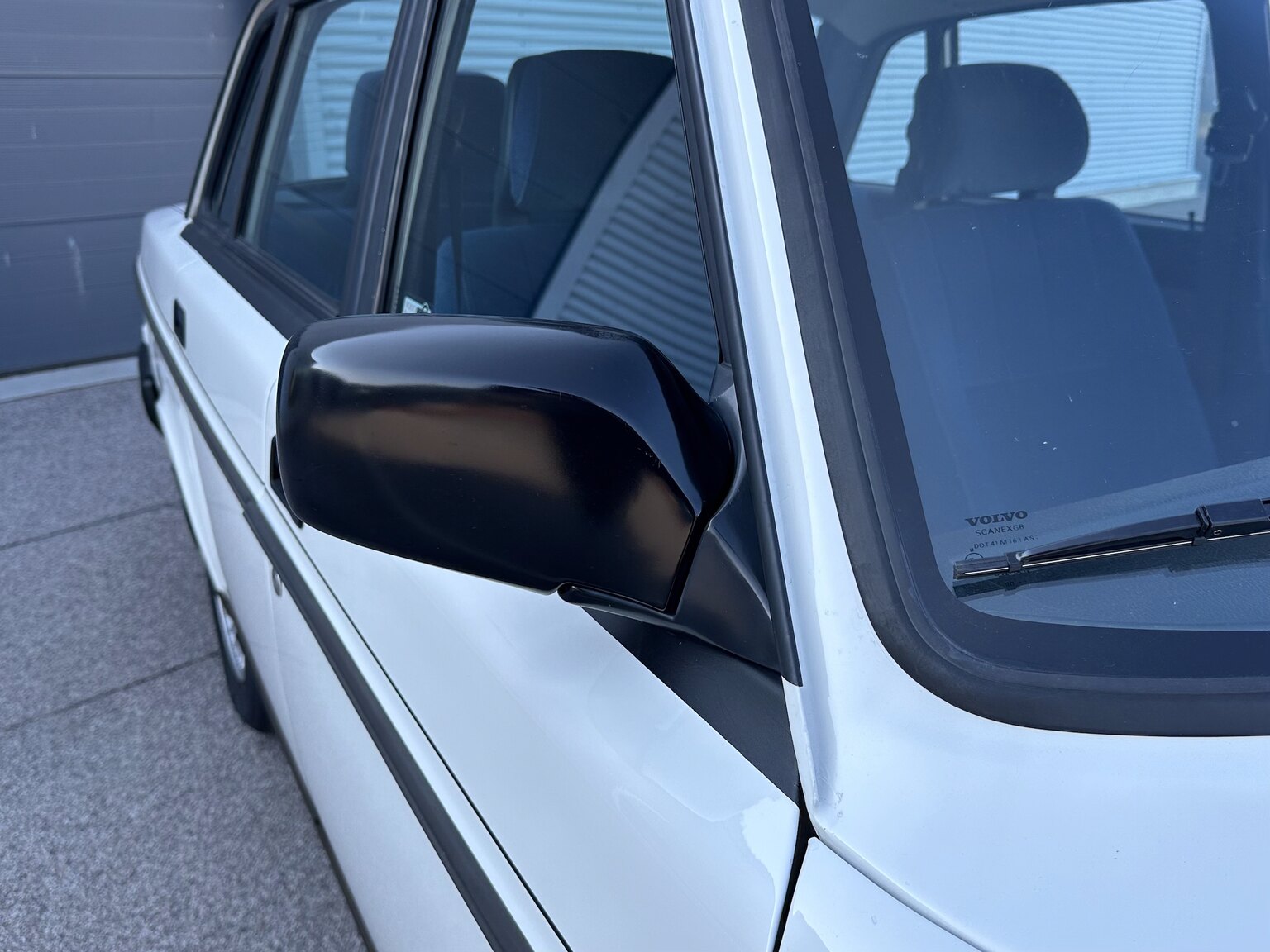 Exteriörbild på 1991 Volvo 240 GLT
