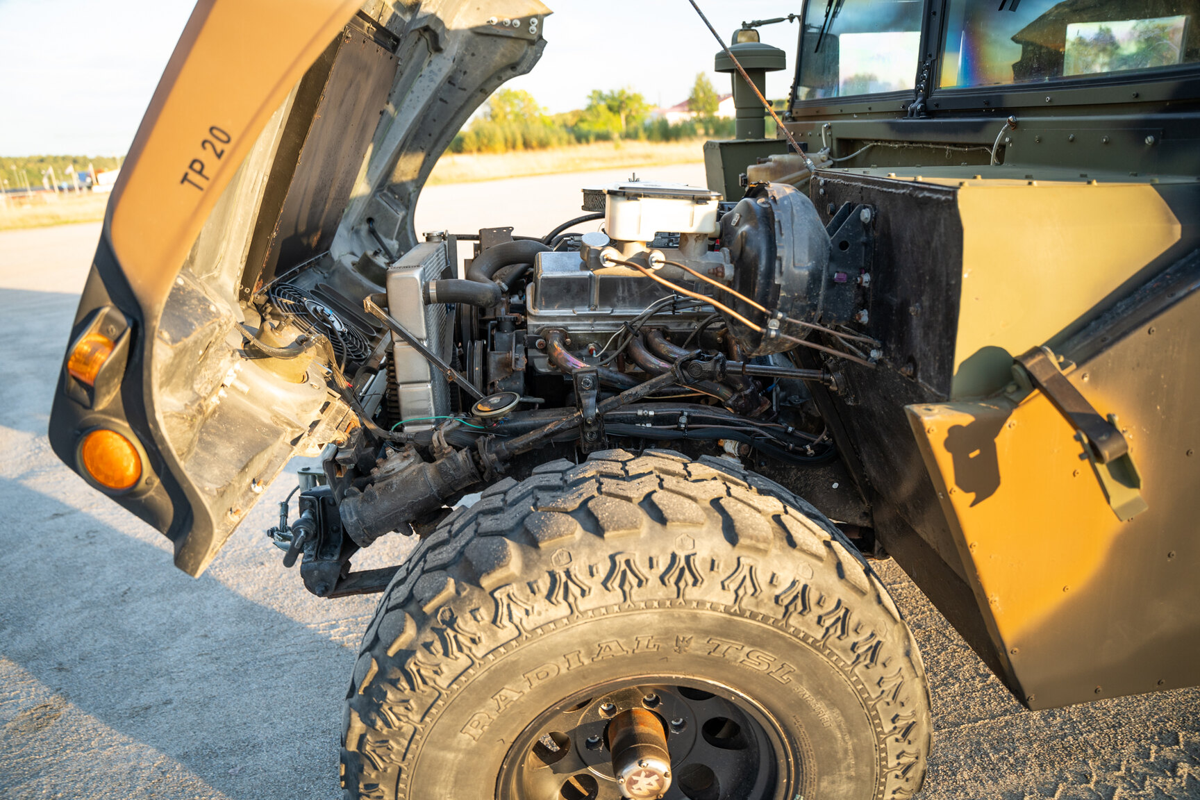 Image of 1987 Chevrolet/Humvee H1 Slantback mechanics