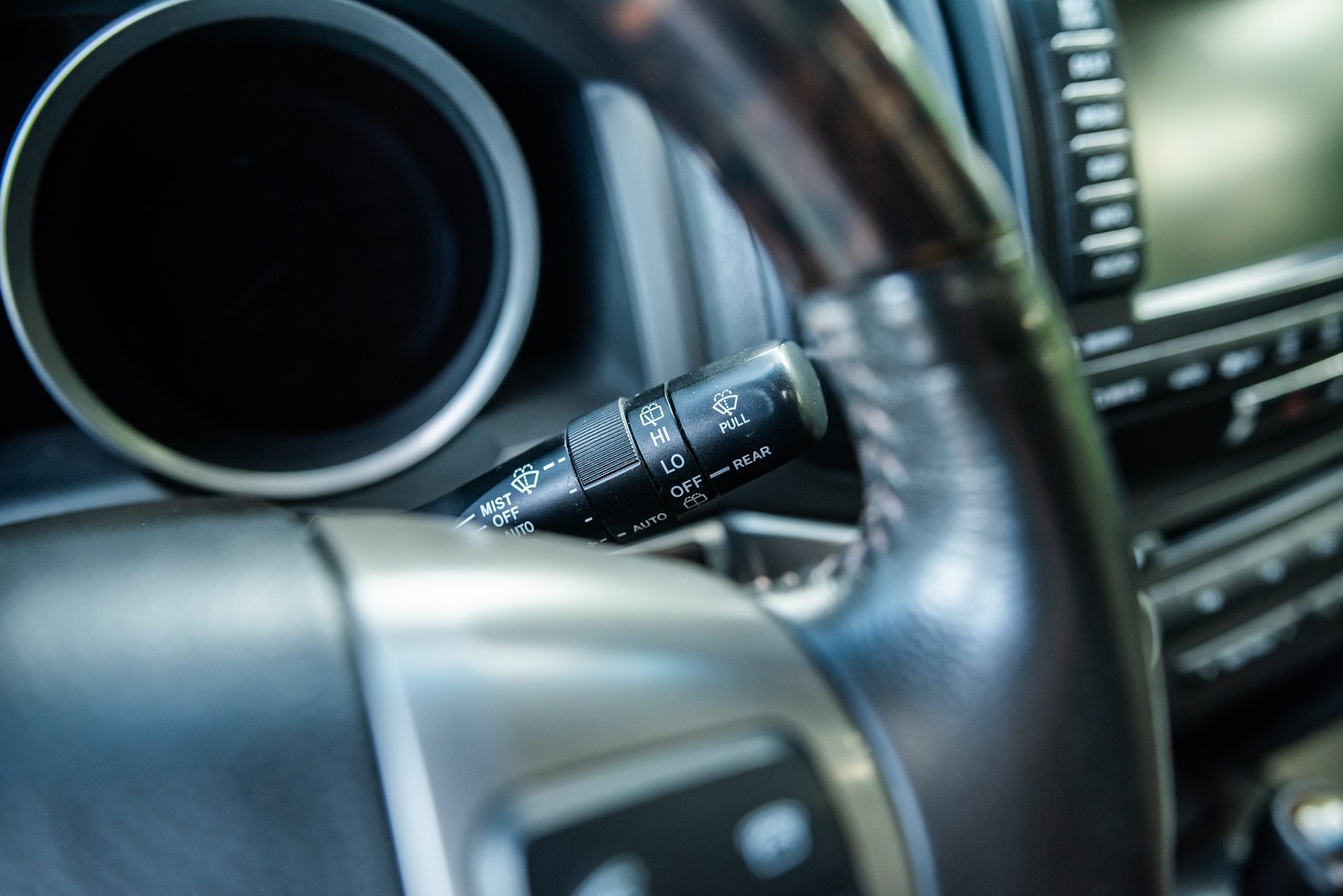 Interior image of 2008 Toyota Land Cruiser 4.5 4WD V8