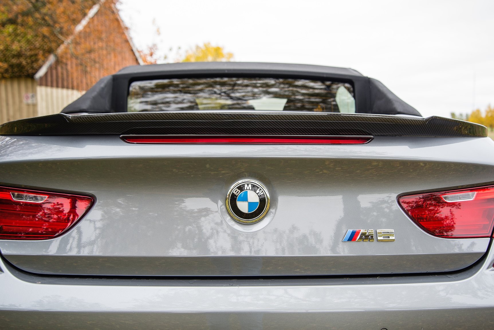 Exterior image of 2014 BMW M6C