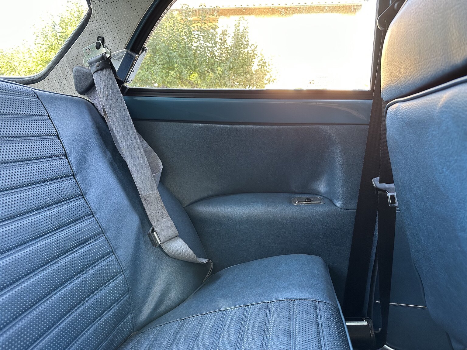 Innenraumfoto von 1970 Volvo Amazon 121 (42)