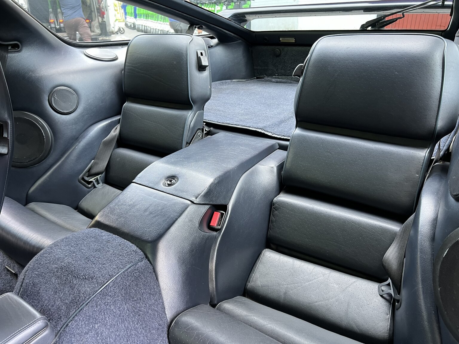 Interior image of 1993 Porsche 928 GTS
