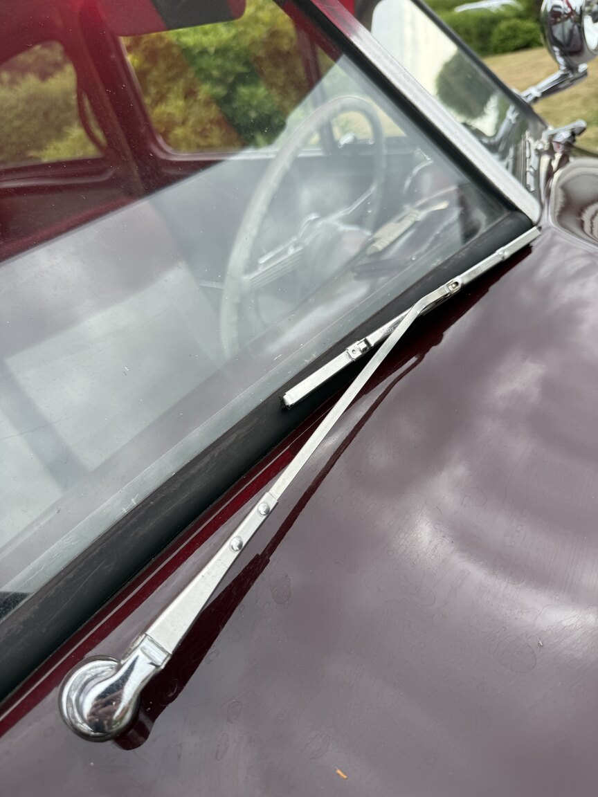 Exterior image of 1953 Volvo PV 444 ES