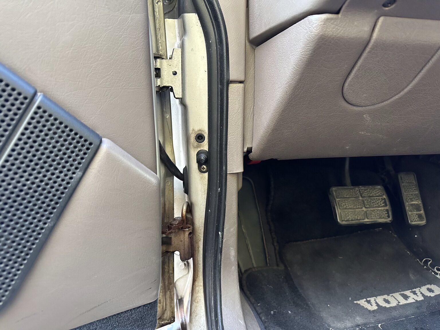 Interiörbild 1987 Volvo 780 Bertone