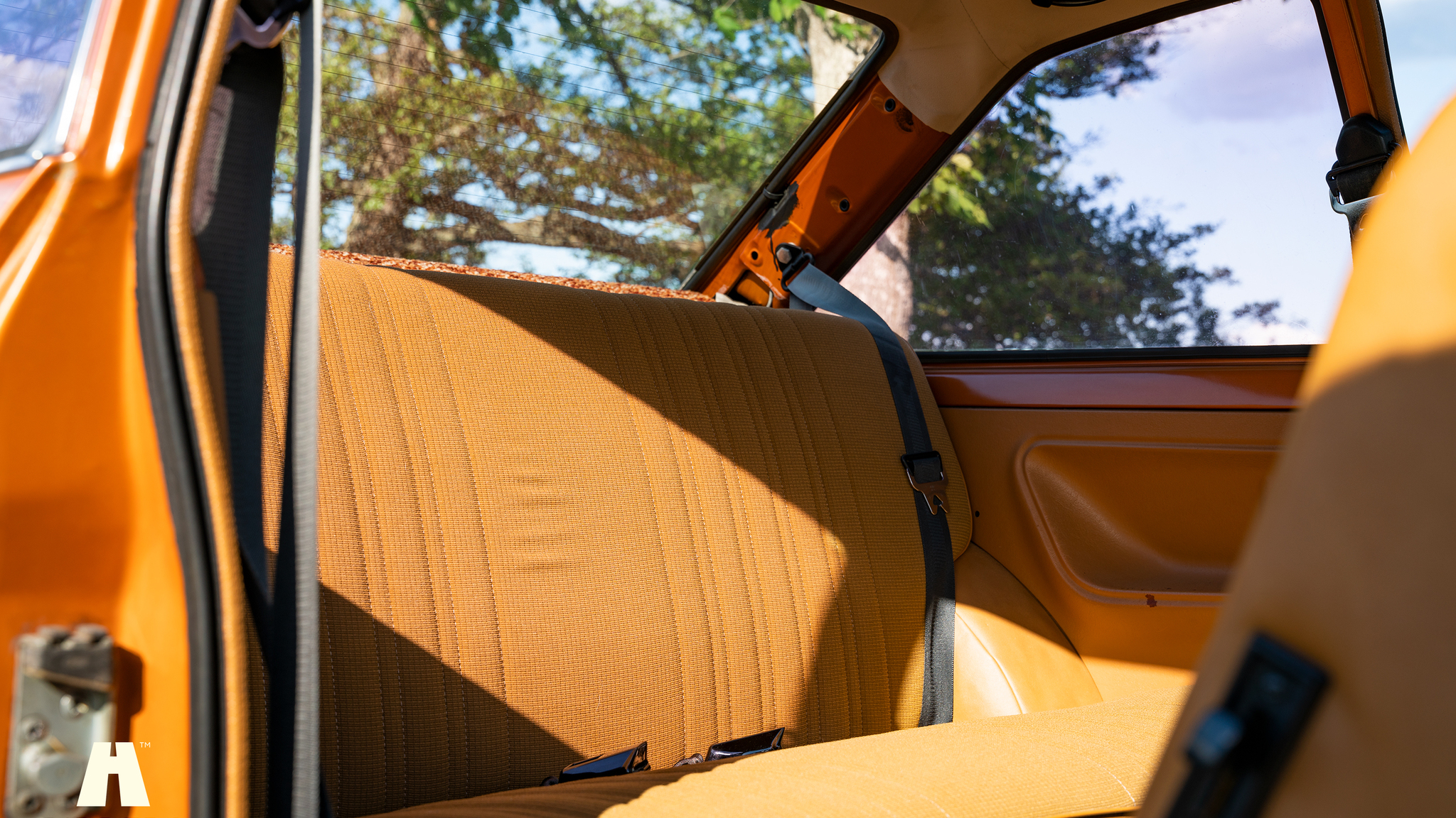 Innenraumfoto von 1975 Ford Escort MARK II  (7)