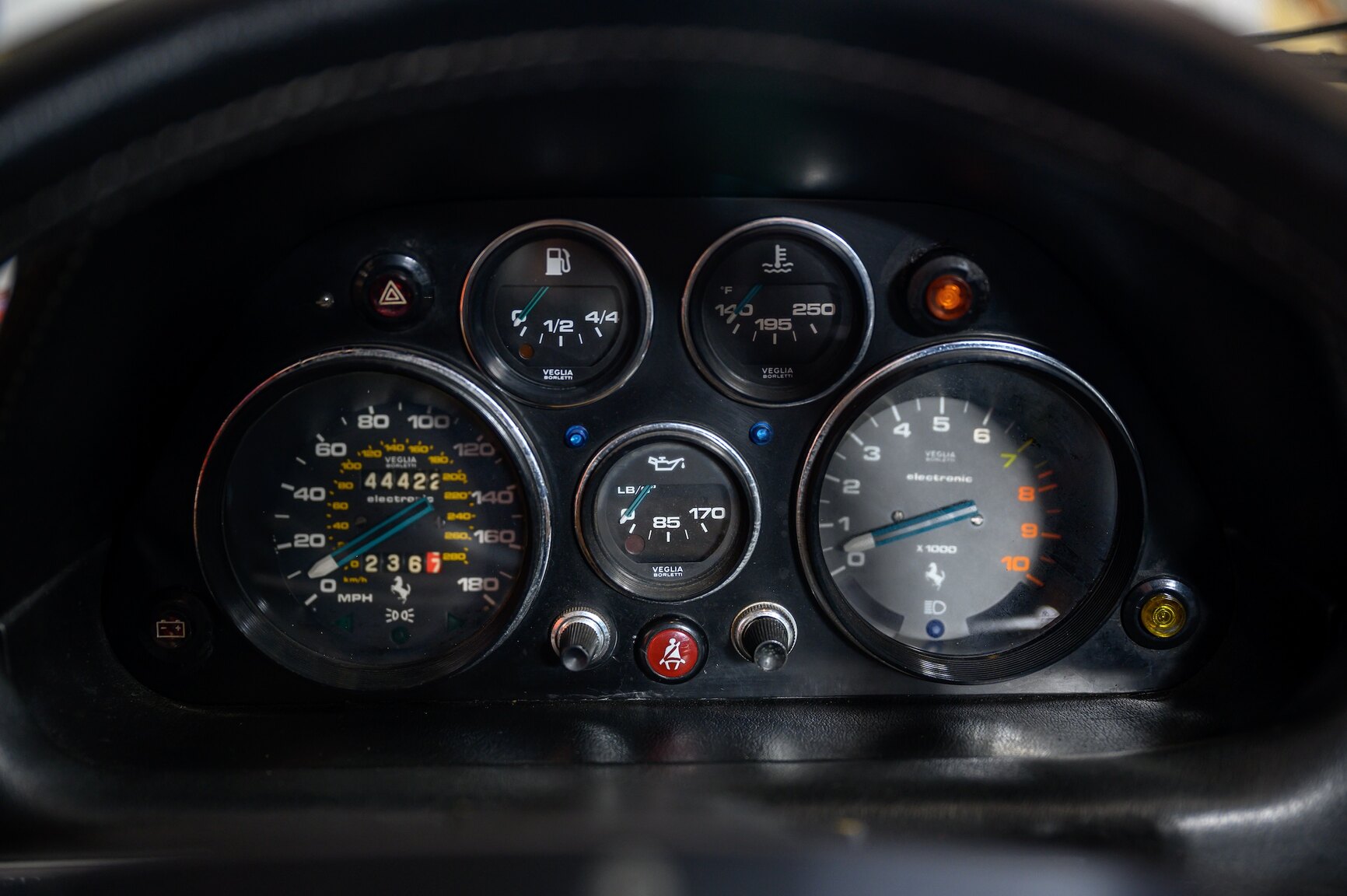 Interiörbild 1982 Ferrari 308 GTSI