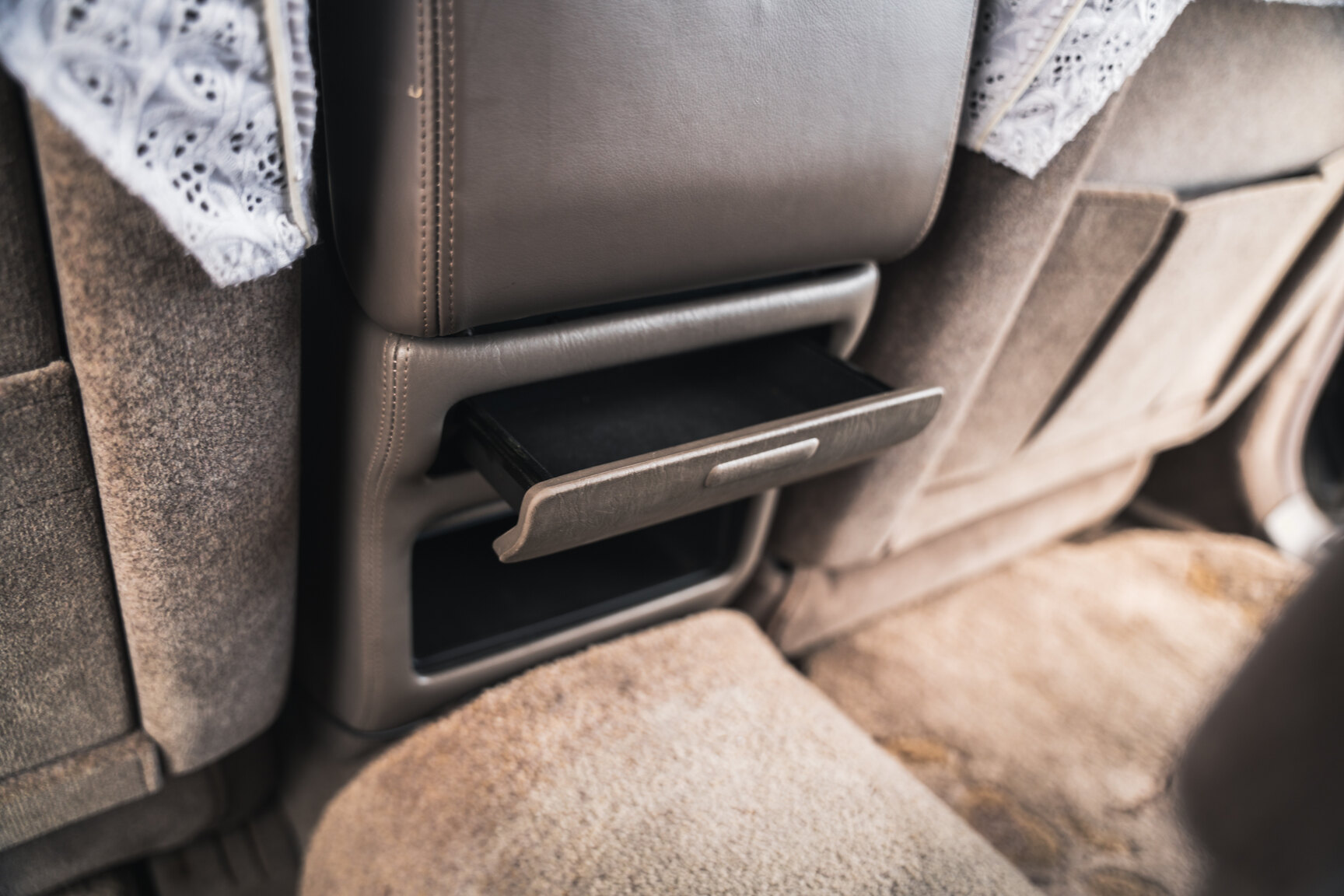 Interiörbild 2000 Toyota Century