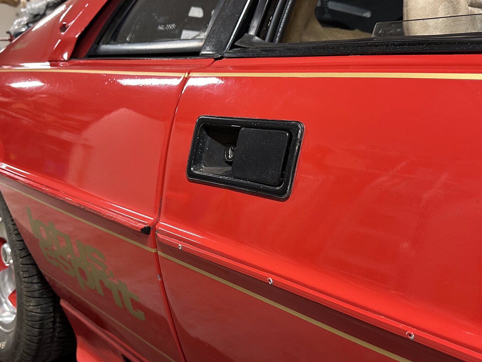 Aussenfoto 1977 Lotus Esprit S1
