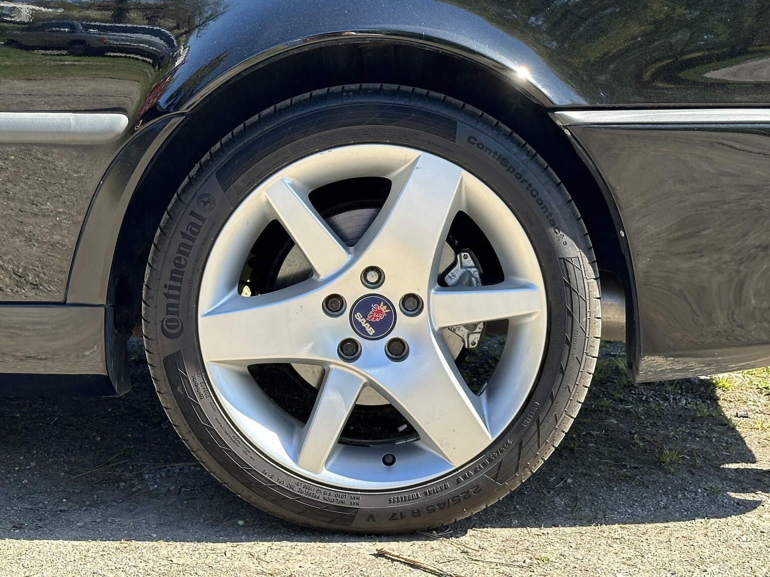 Exterior image of 2003 SAAB 9-3 Aero Turbo Cabriolet