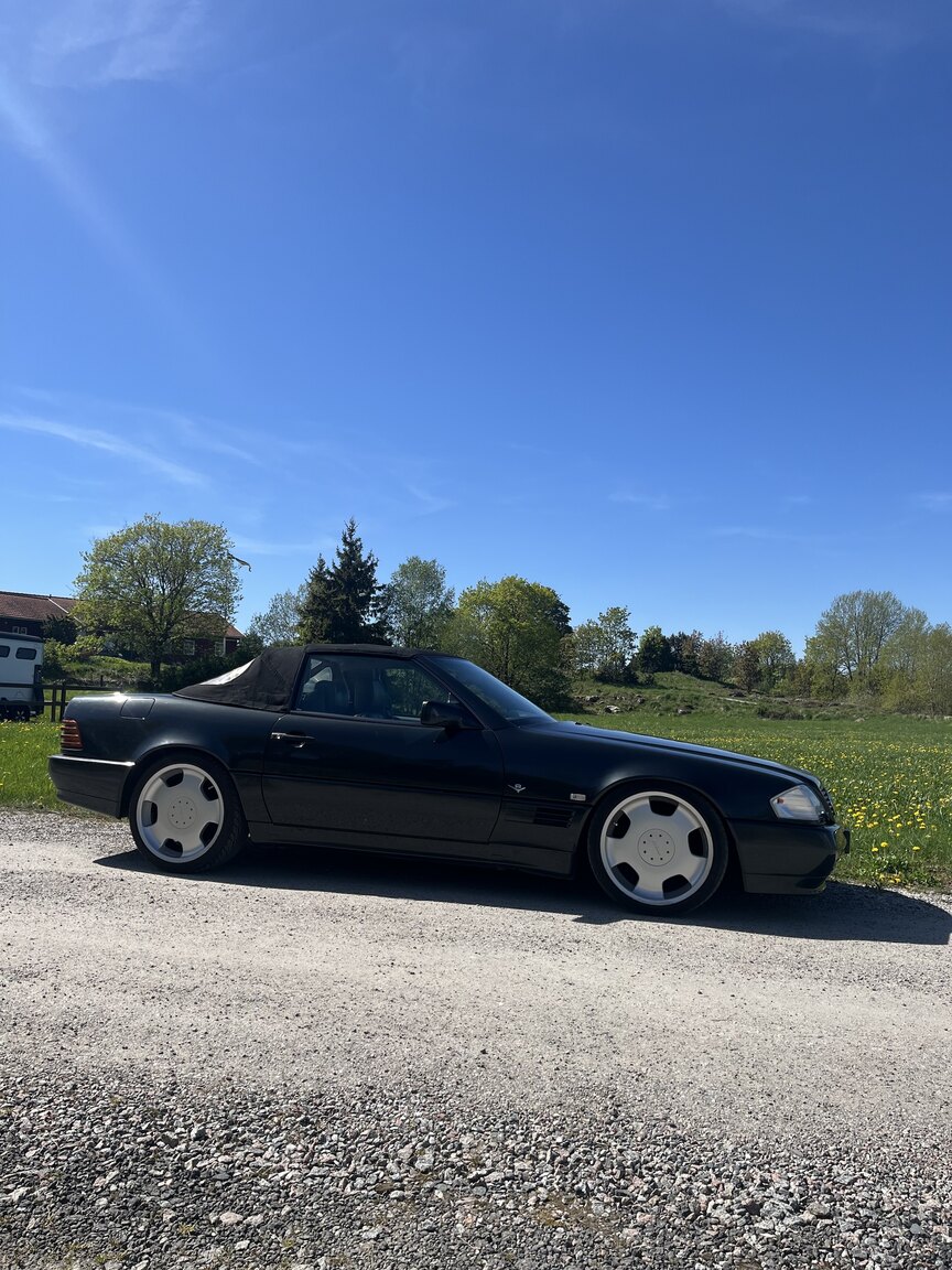 Exteriörbild på 1992 Mercedes-Benz SL 500