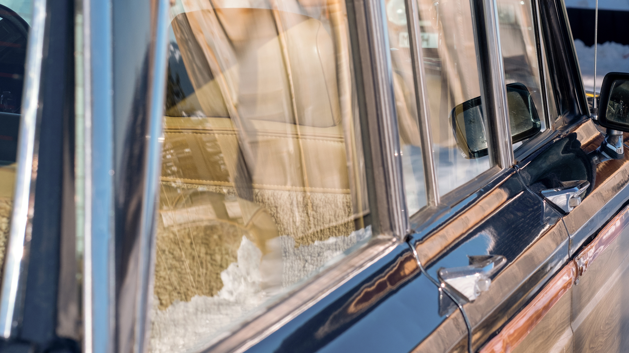 Exteriörbild på 1988 Jeep Grand Wagoneer 5.9