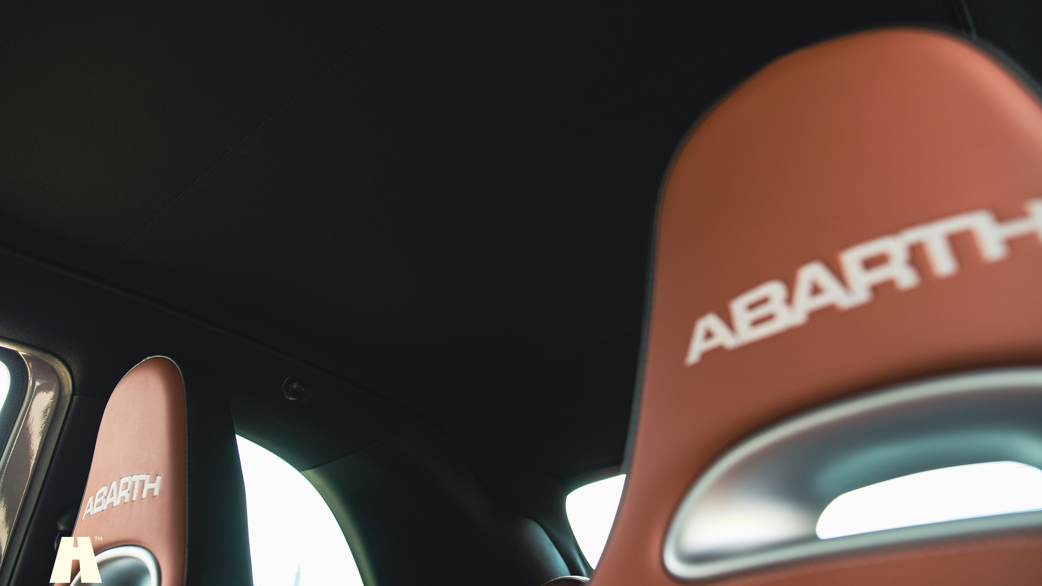 Interiörbild 2018 Abarth 595 Turismo CAB