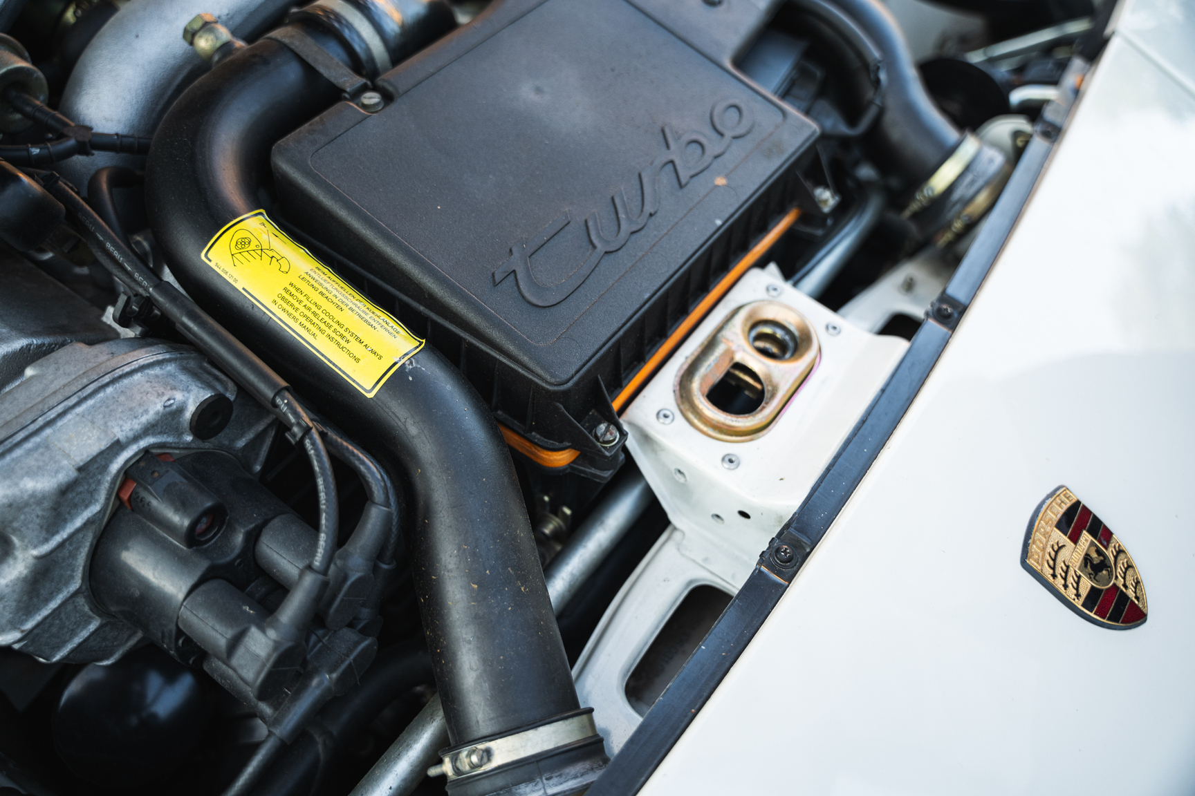 Image of 1991 Porsche 944 Turbo Cabriolet mechanics