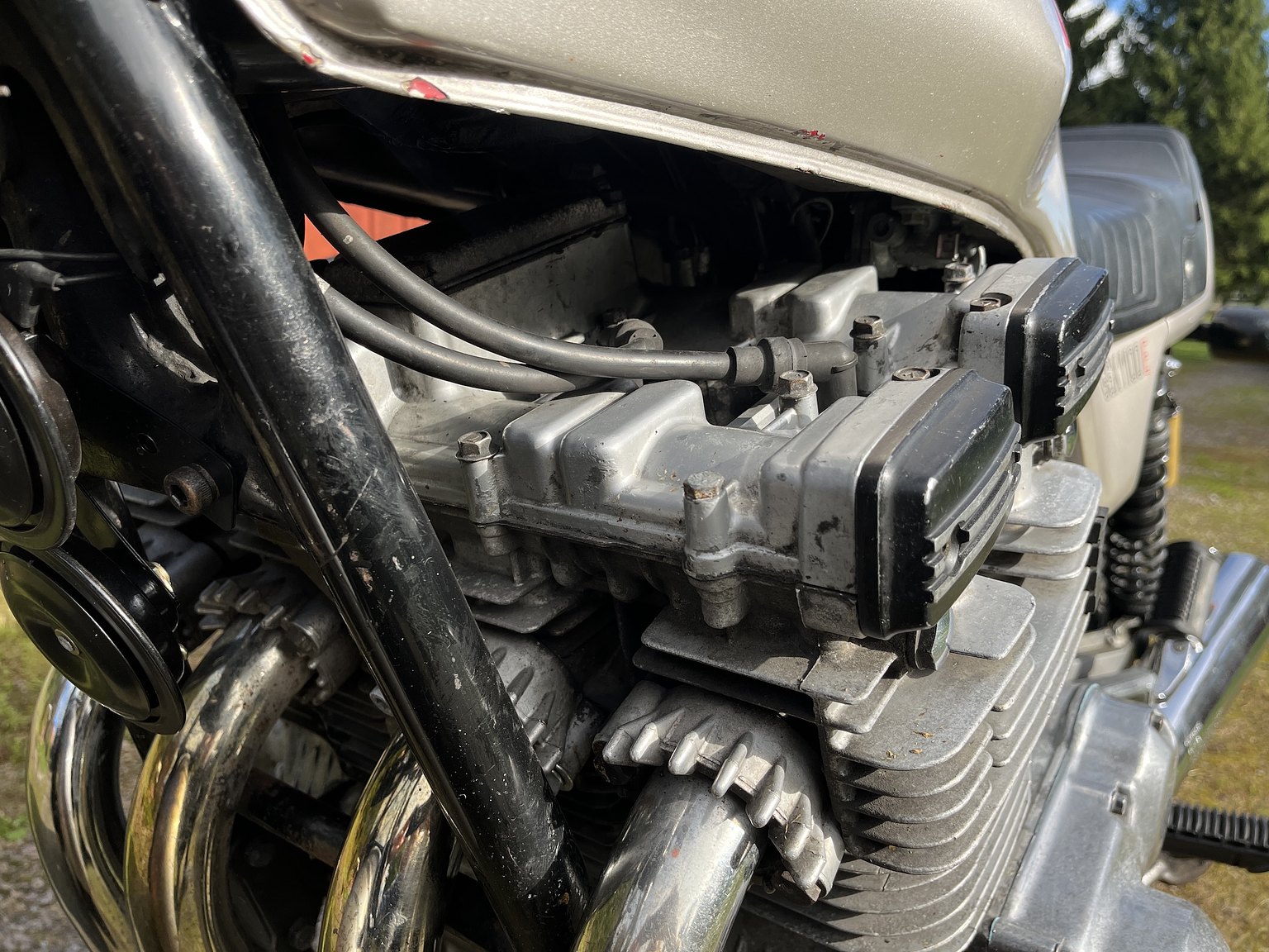 Image of 1982 Suzuki GSX1100 - NO RESERVE mechanics