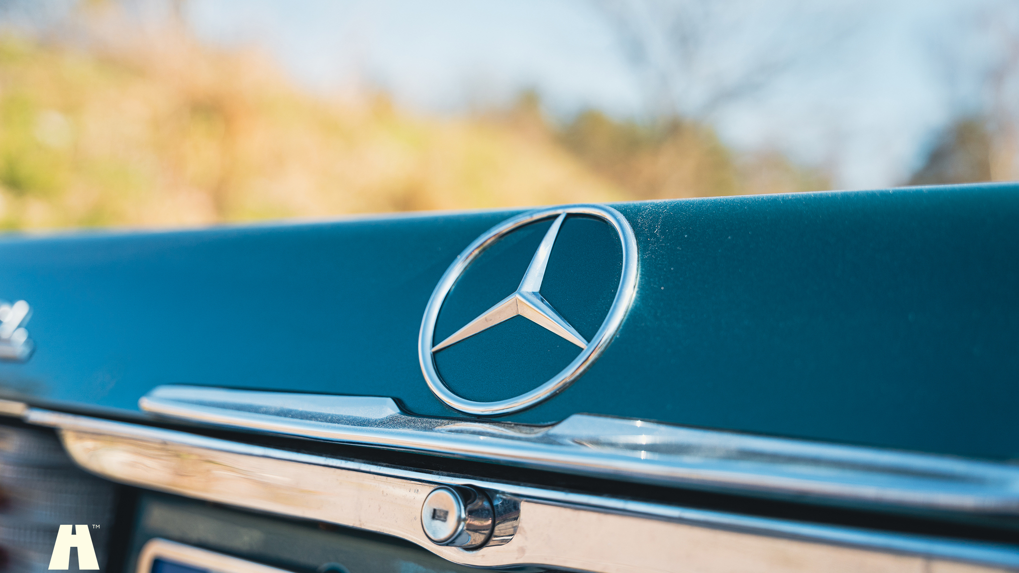 Exteriörbild på 1985 Mercedes-Benz 380 SL