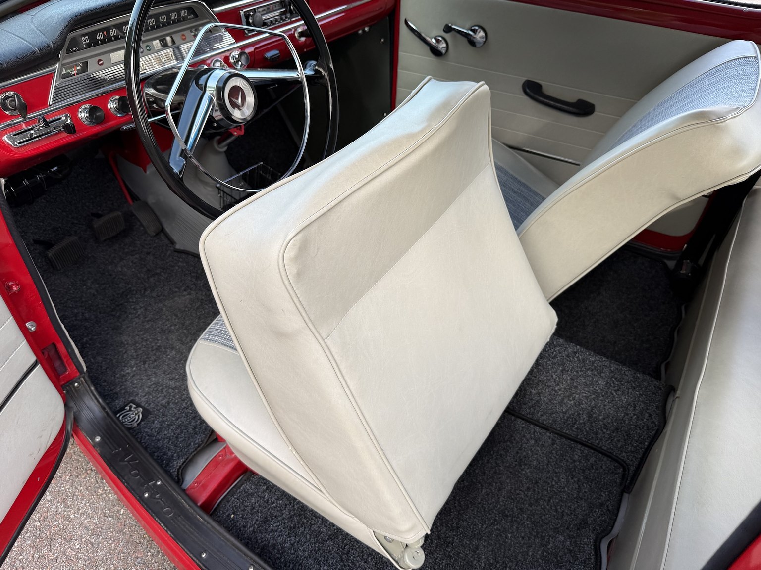 Interior image of 1964 Volvo PV Sport
