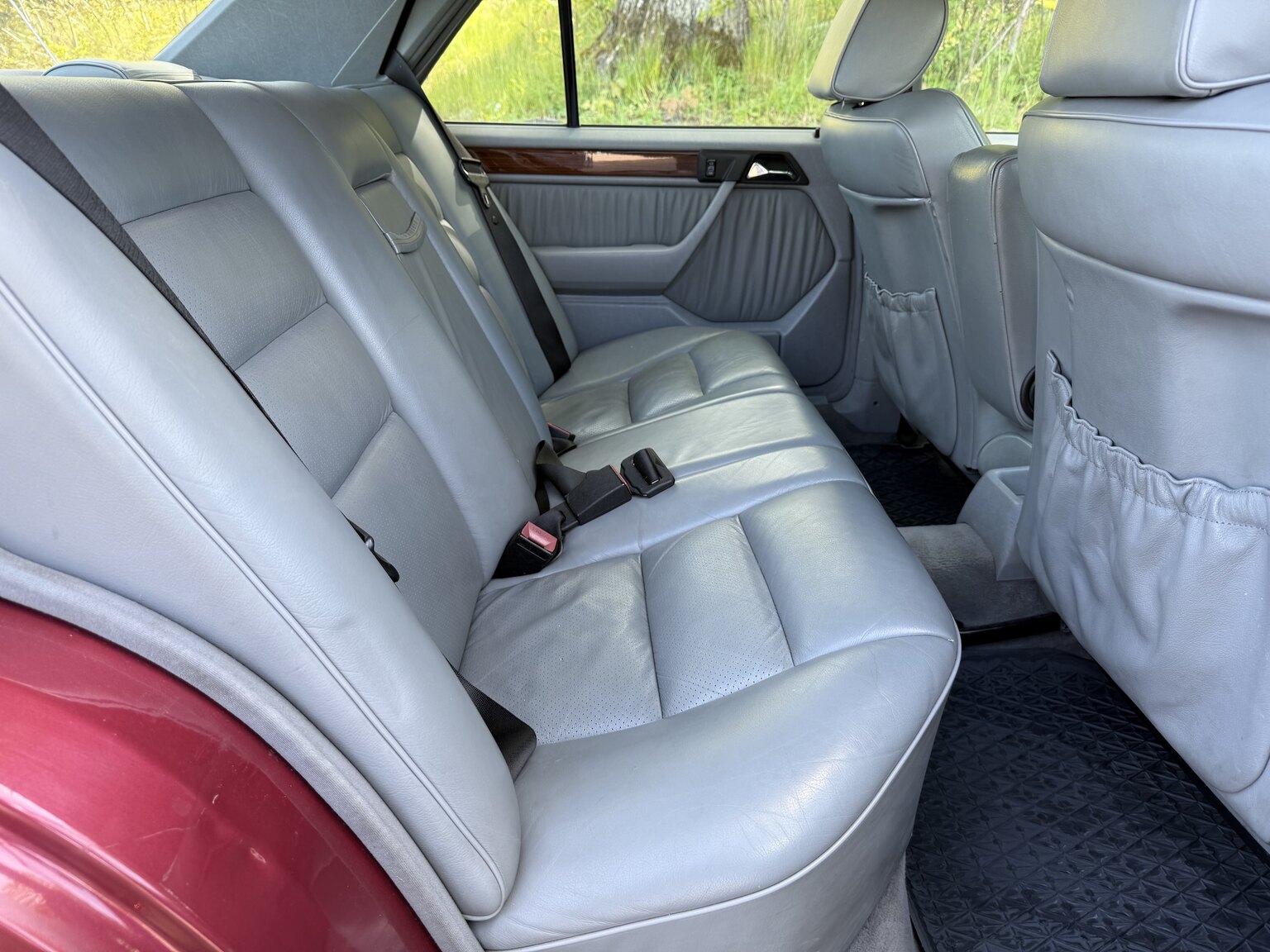 Interior image of 1991 Mercedes-Benz 300 E-24
