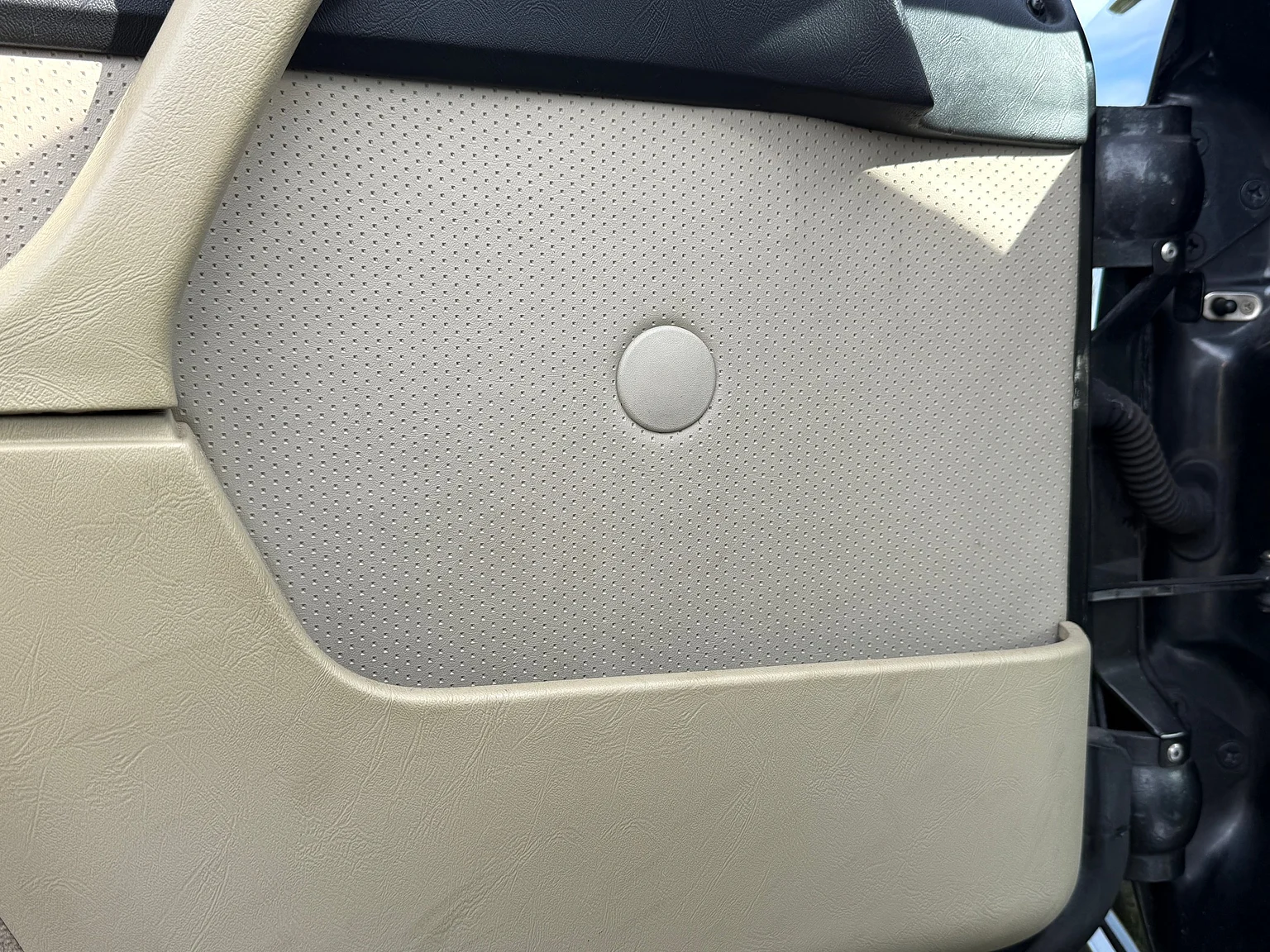 Interior image of 1985 BMW 635 CSiA (E24) (66)