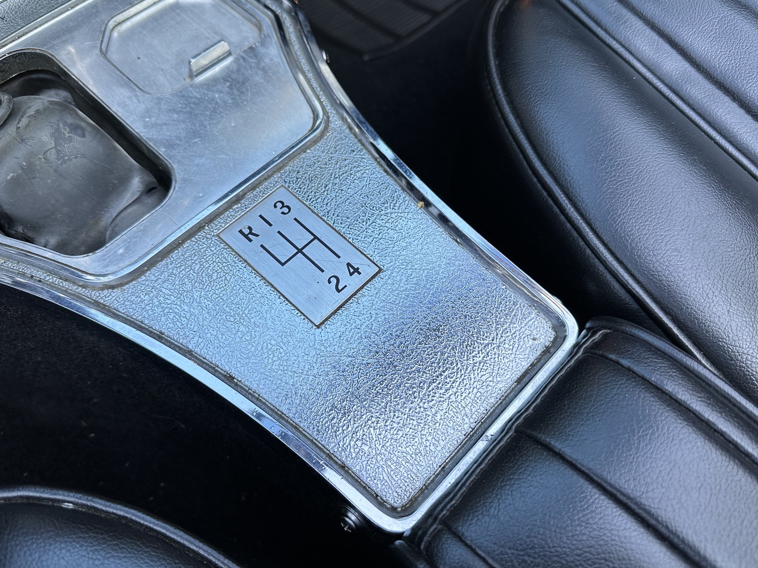 Interiörbild 1964 Corvette C2 Stingray Cabriolet (19)