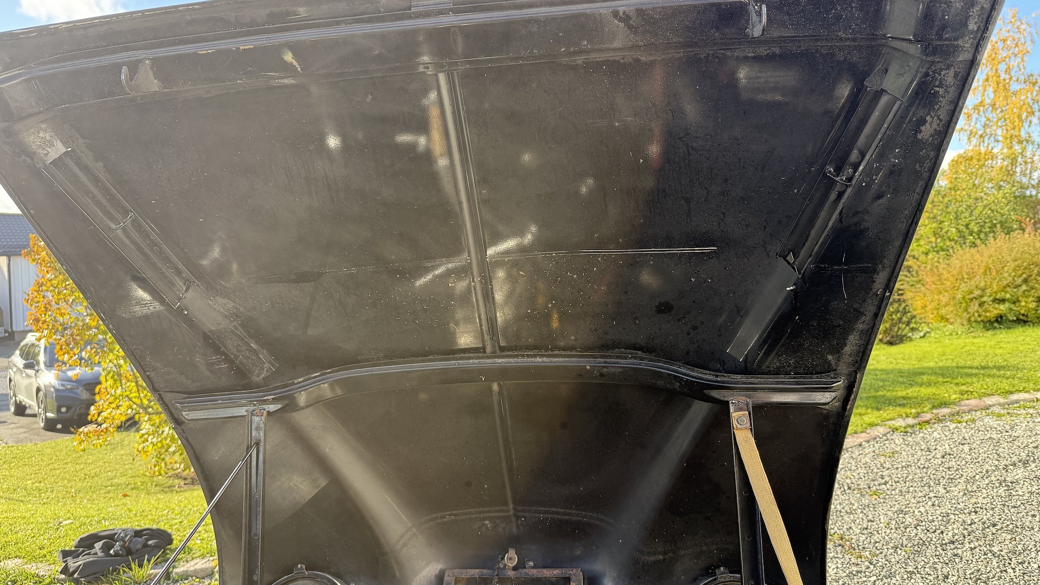 Image of 1960 Saab 96 (16) mechanics