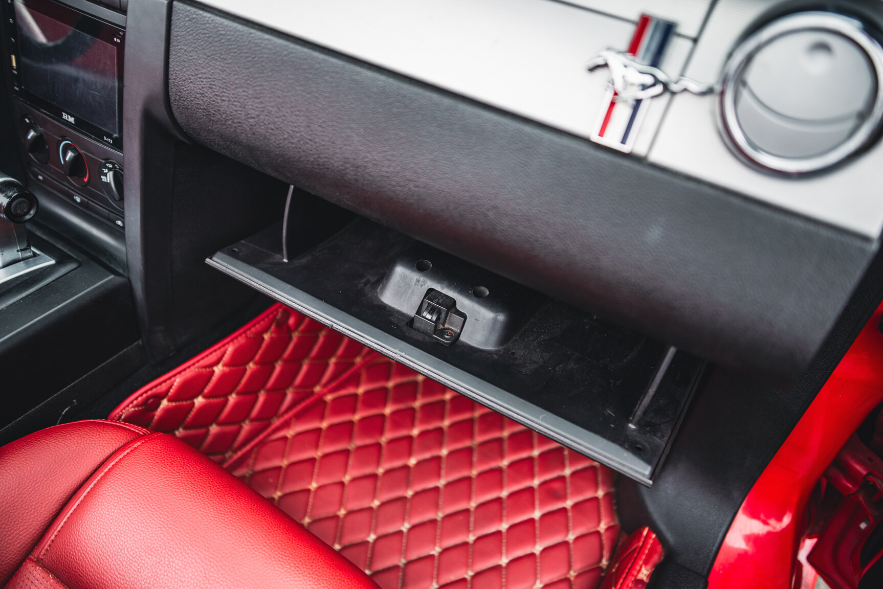 Interior image of 2009 Ford Mustang V8 GT Convertible