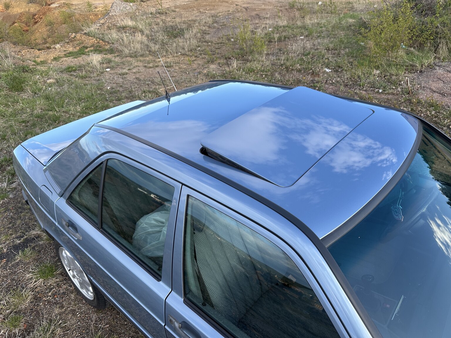Exterior image of 1988 Mercedes-Benz 190 E