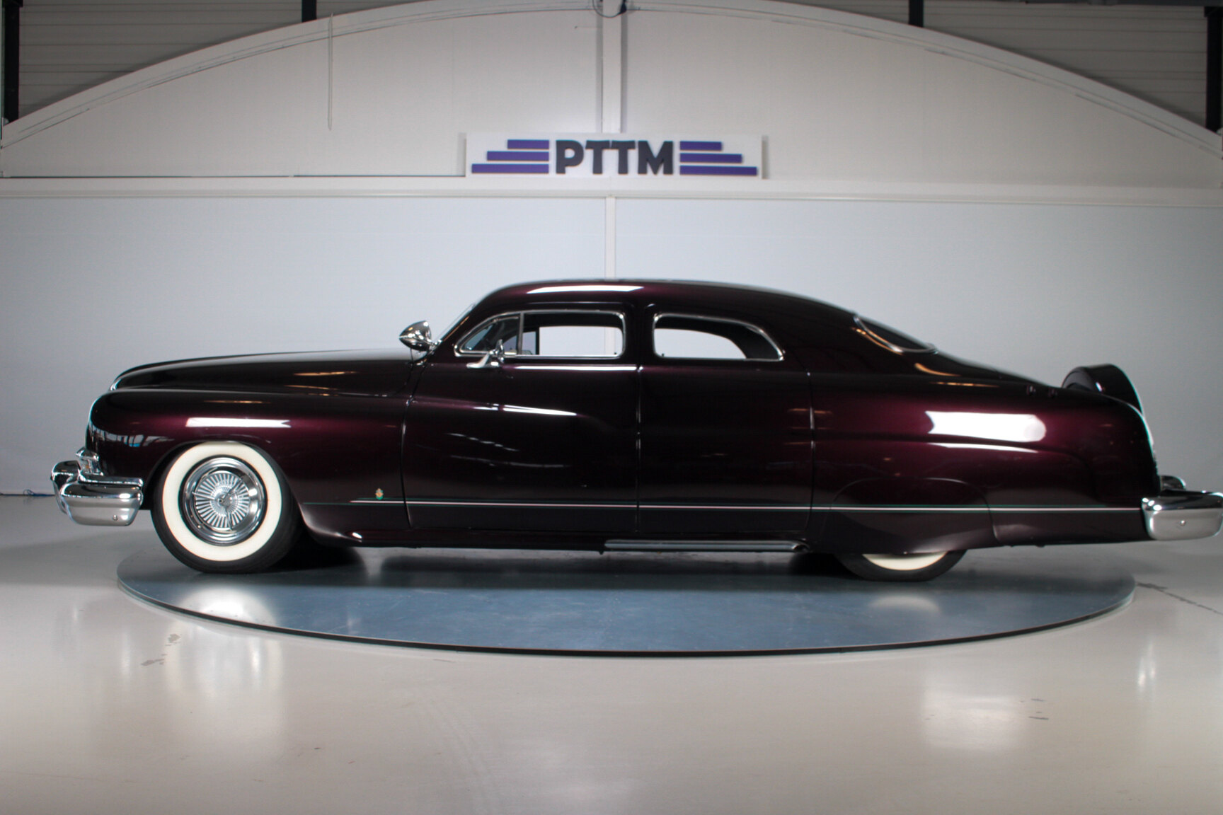 Exterior image of 1951 Lincoln Cosmopolitan 