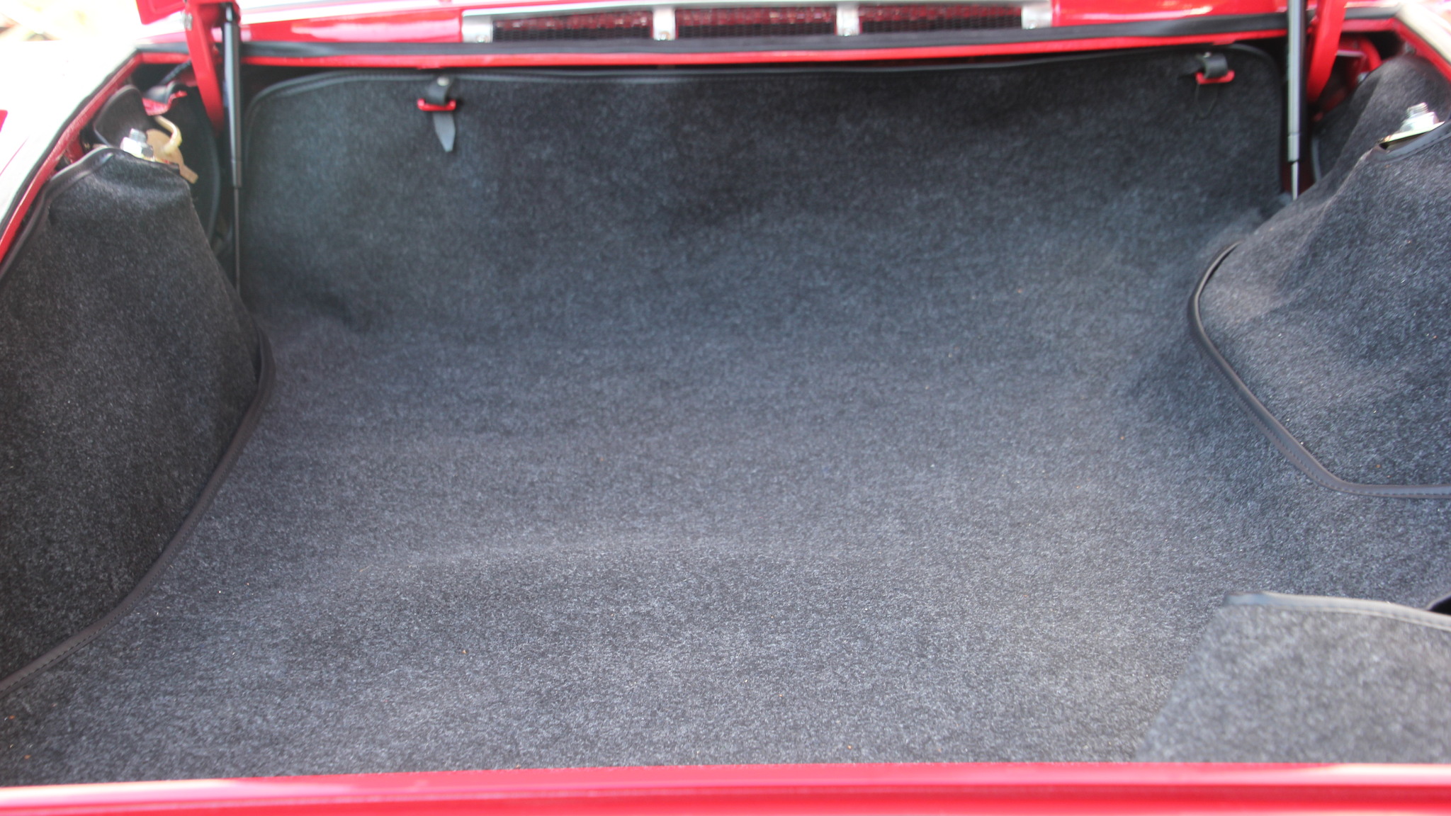 Interior image of 1966 Porsche 912