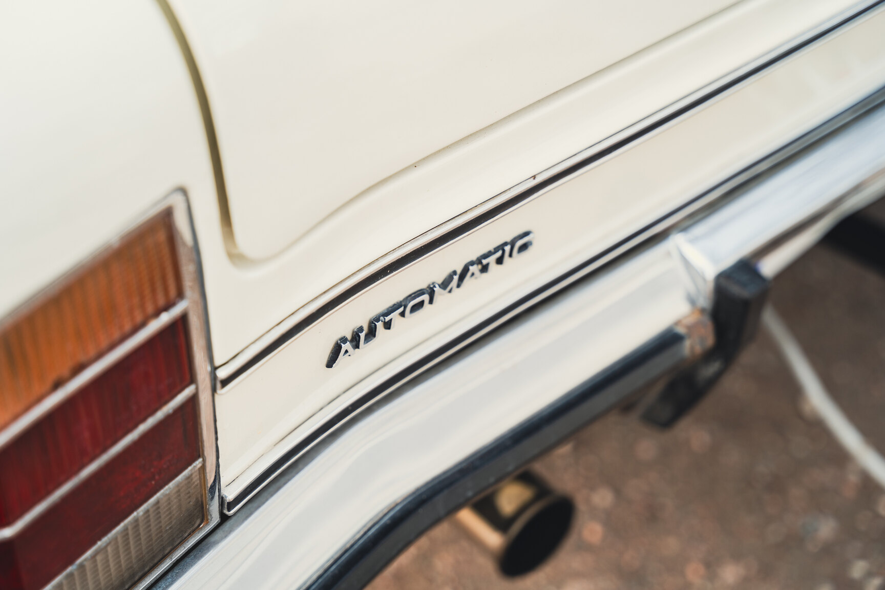 Exterior image of 1973 Opel Diplomat V8