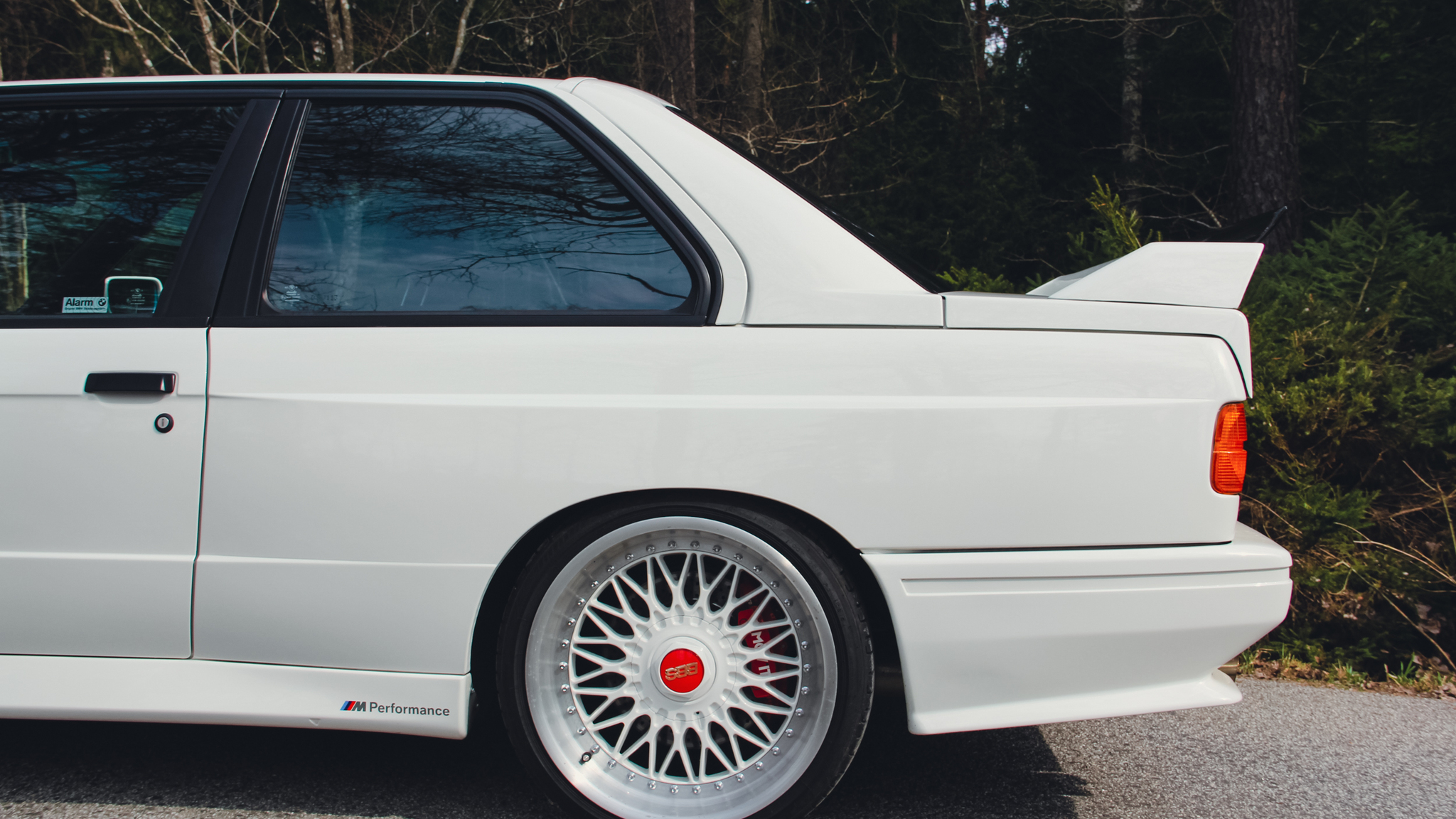 Exteriörbild på 1990 BMW E30 M3