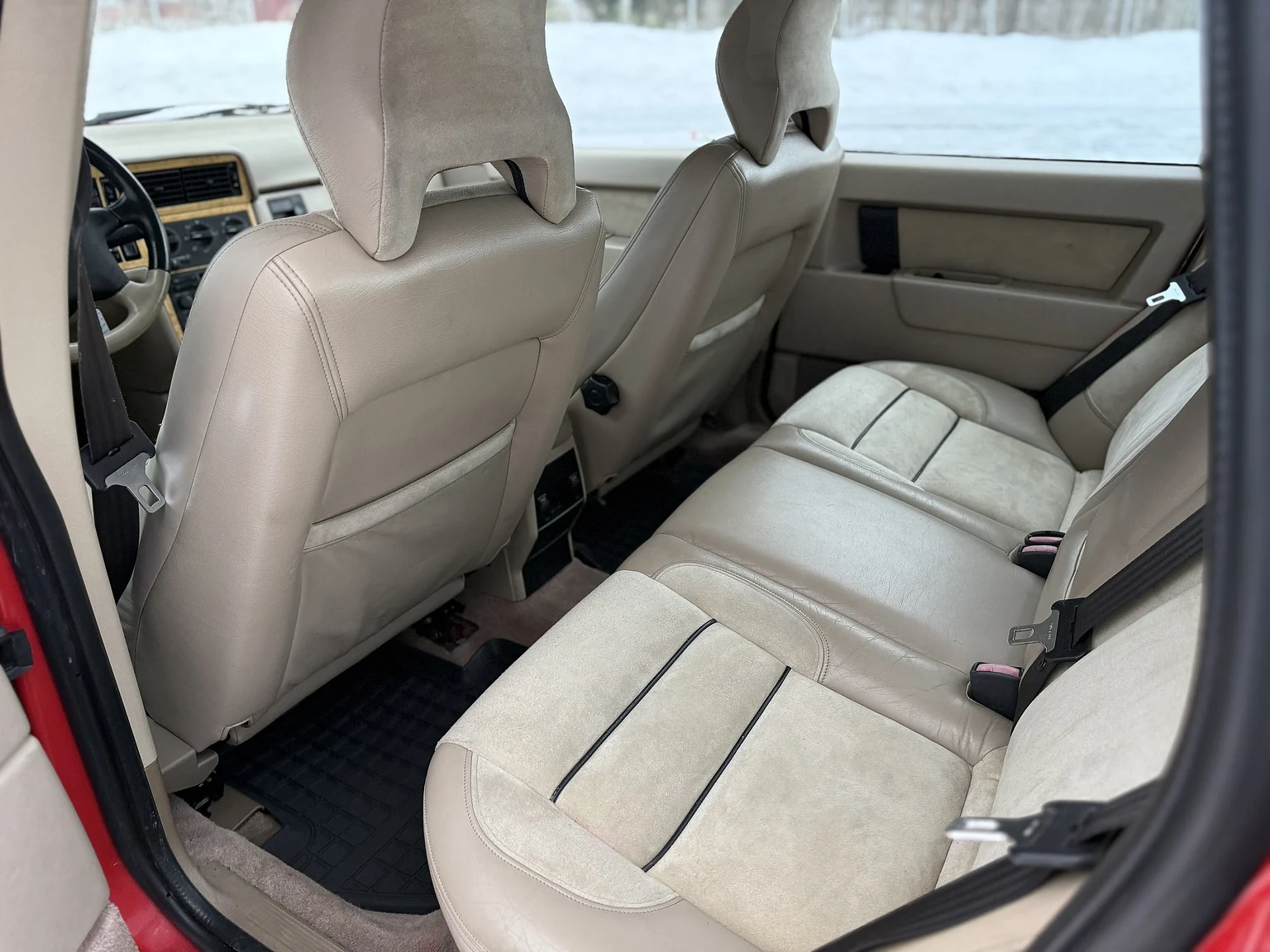 Innenraumfoto von 1996 Volvo 850R (27)