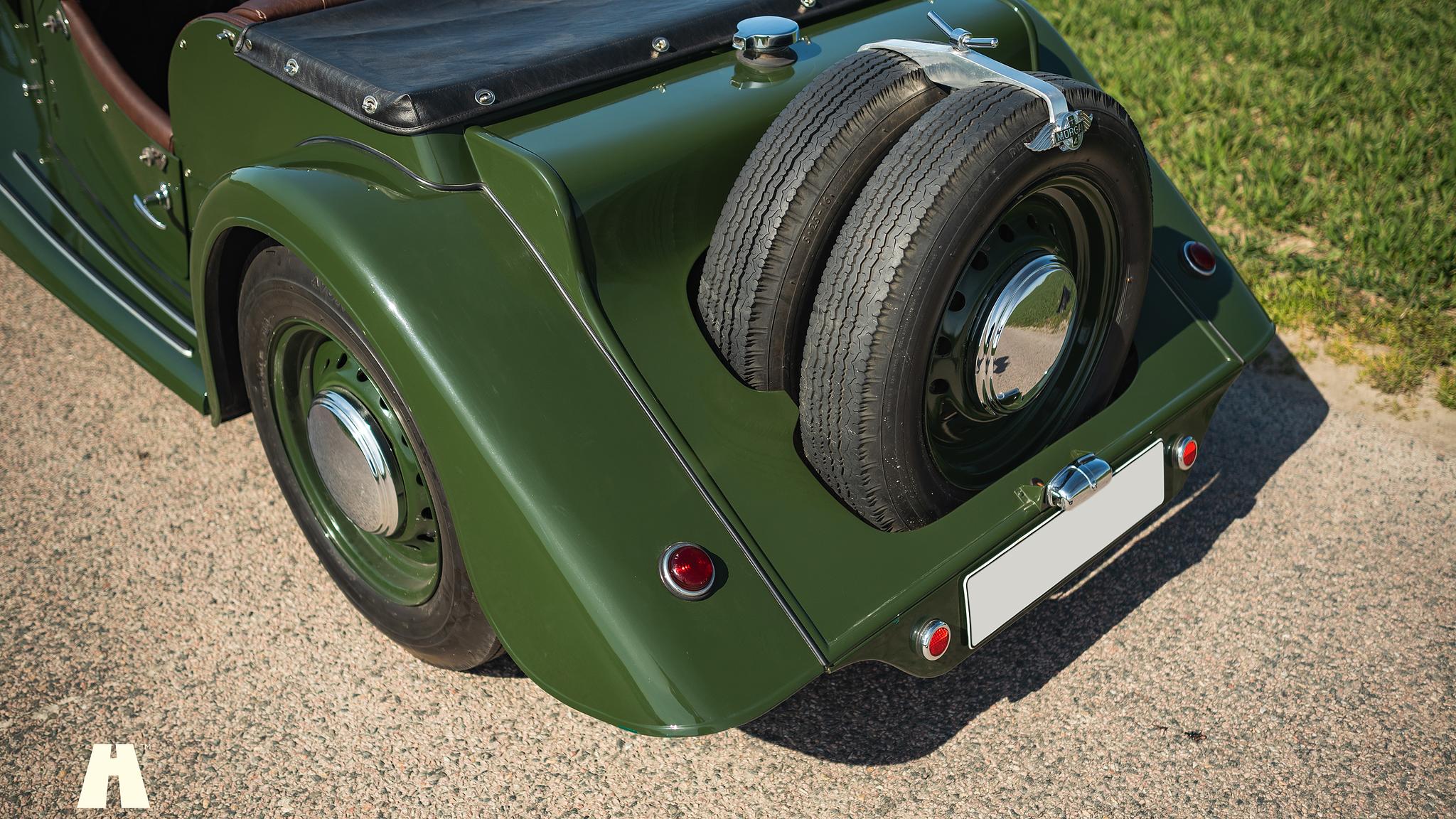 Exteriörbild på 1951 Morgan Plus 4 (9)