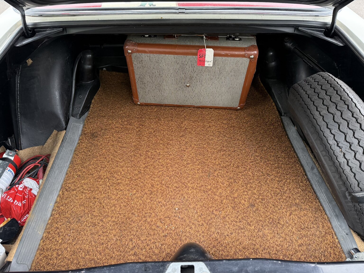 Interiörbild 1963 Mercedes-Benz 220 SE