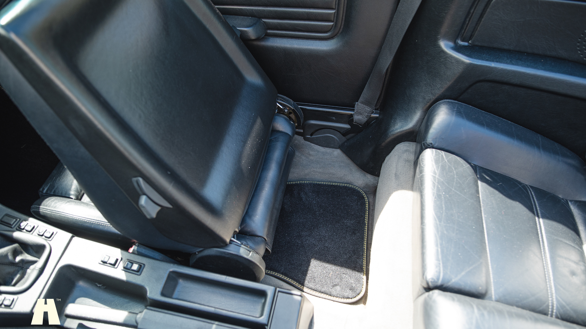 Interiörbild 1990 BMW 320i Cabrio