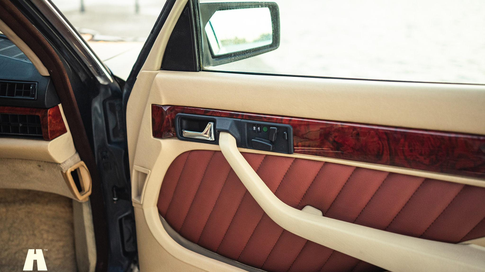 Innenraumfoto von 1991 Mercedes 1000 SEL TRASCO