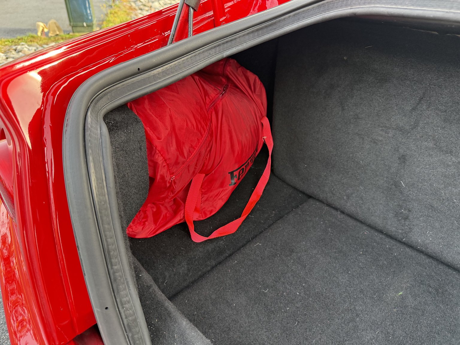 Interiörbild 2003 Ferrari 575M Maranello