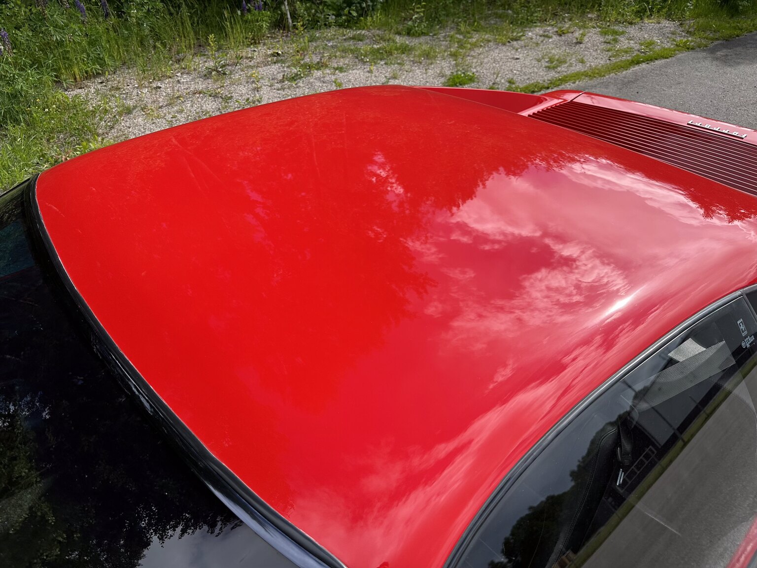 Exterior image of 1990 Ferrari 348 (38)