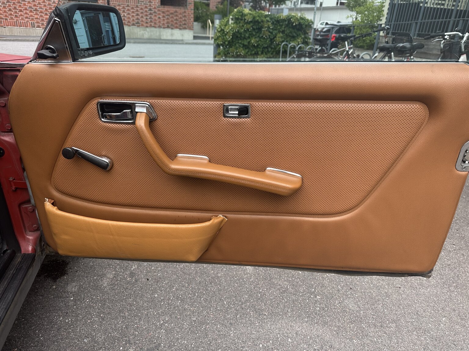 Interiörbild 1977 Mercedes-Benz 280 CE
