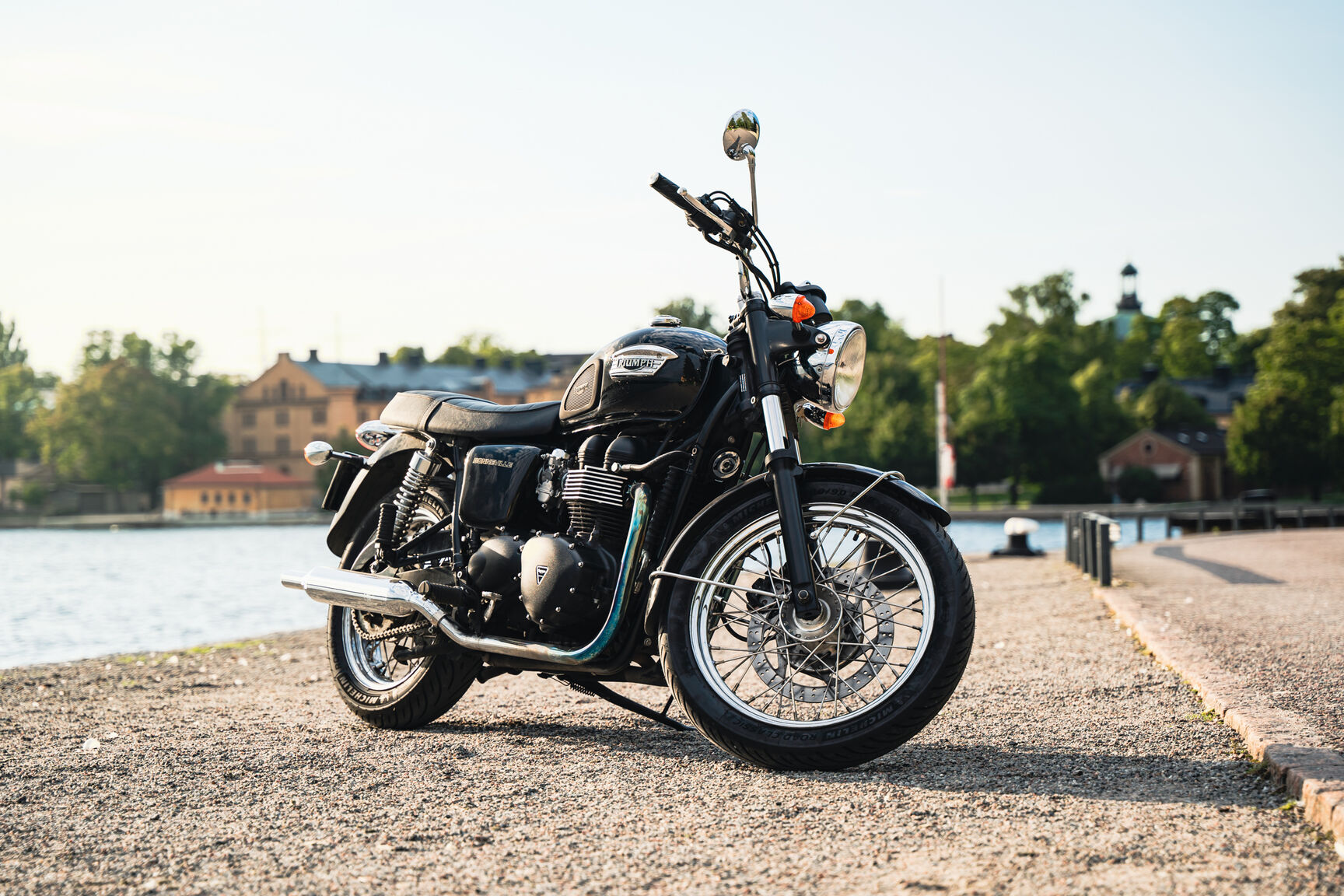 Exteriörbild på 2007 Triumph Bonneville MH (2)